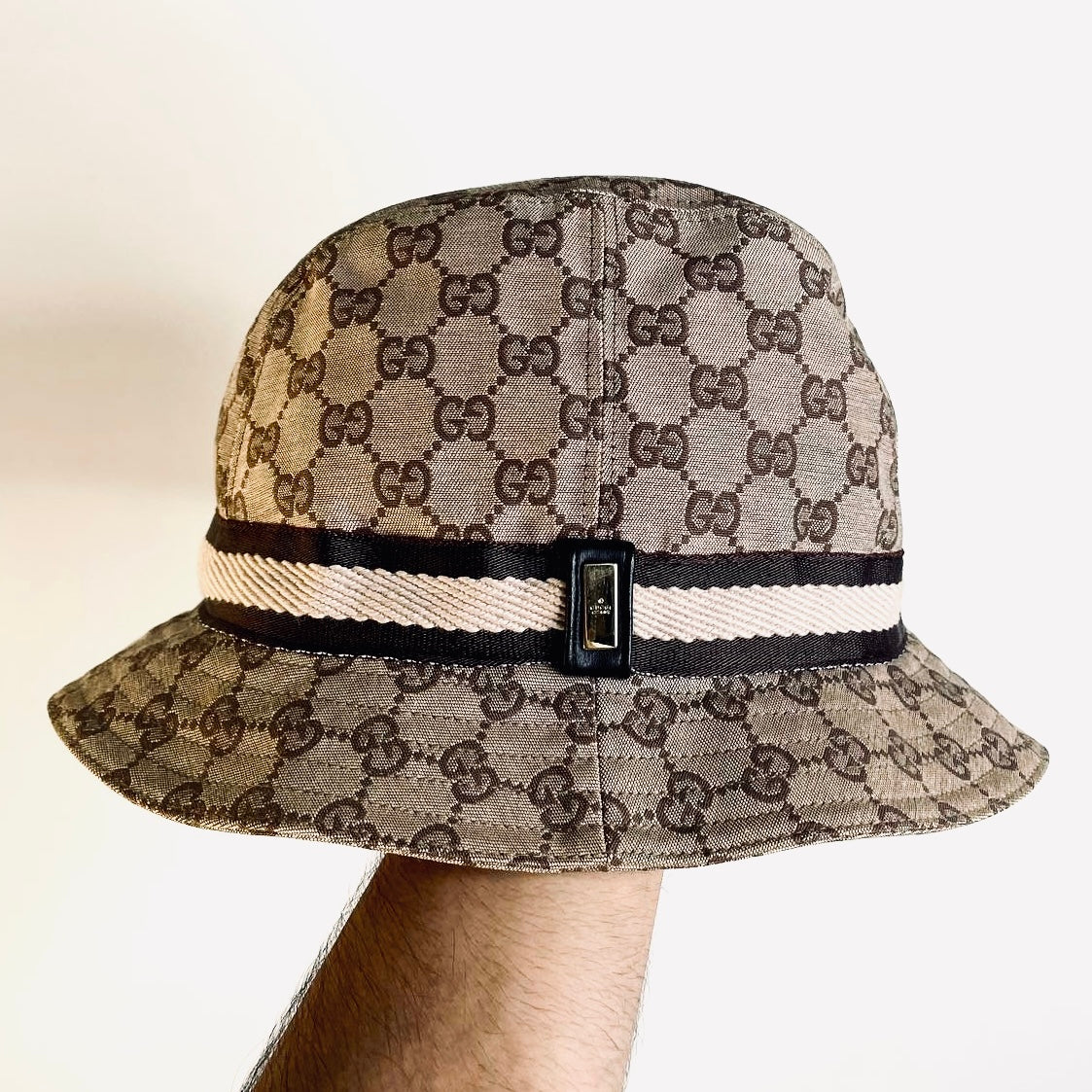 Gucci Beige GHW GG Monogram Logo Web Striped Bucket Hat