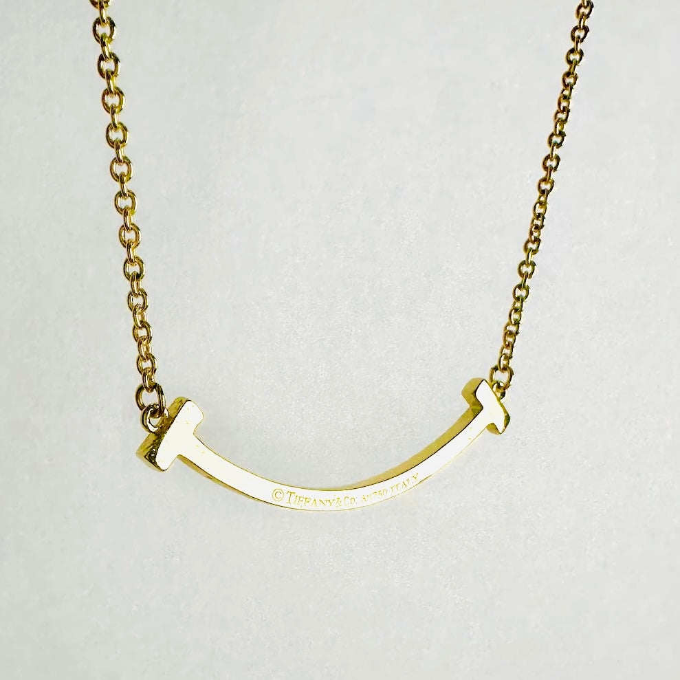 Tiffany & Co T&C T Wire Smile Pendant Au750 18K Yellow Gold With Diamonds Small SM Chain Necklace