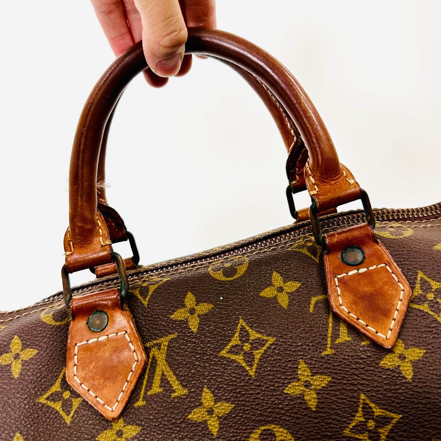 Louis Vuitton LV Boston Speedy 30 Monogram Logo GHW Top Handle Bag