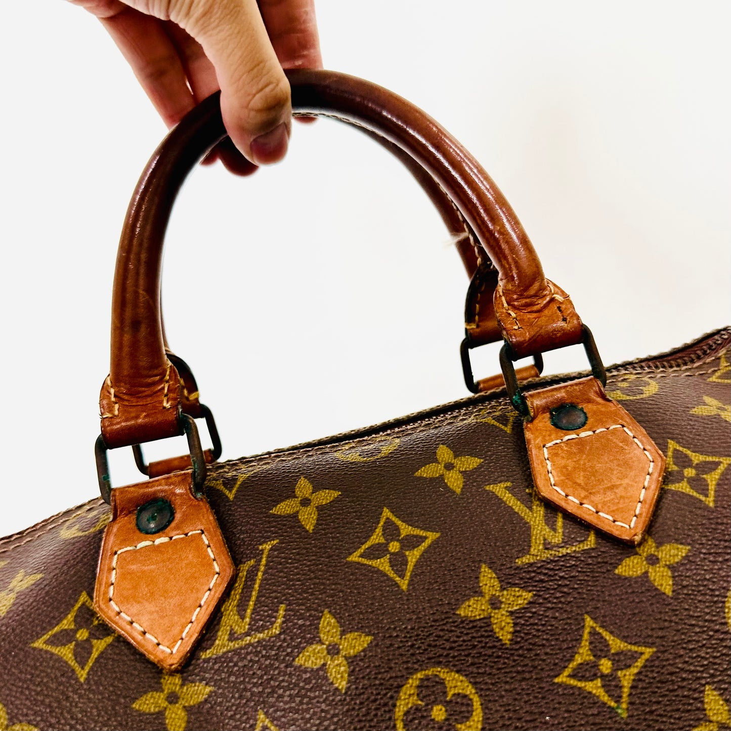 Louis Vuitton LV Boston Speedy 30 Monogram Logo GHW Top Handle Bag