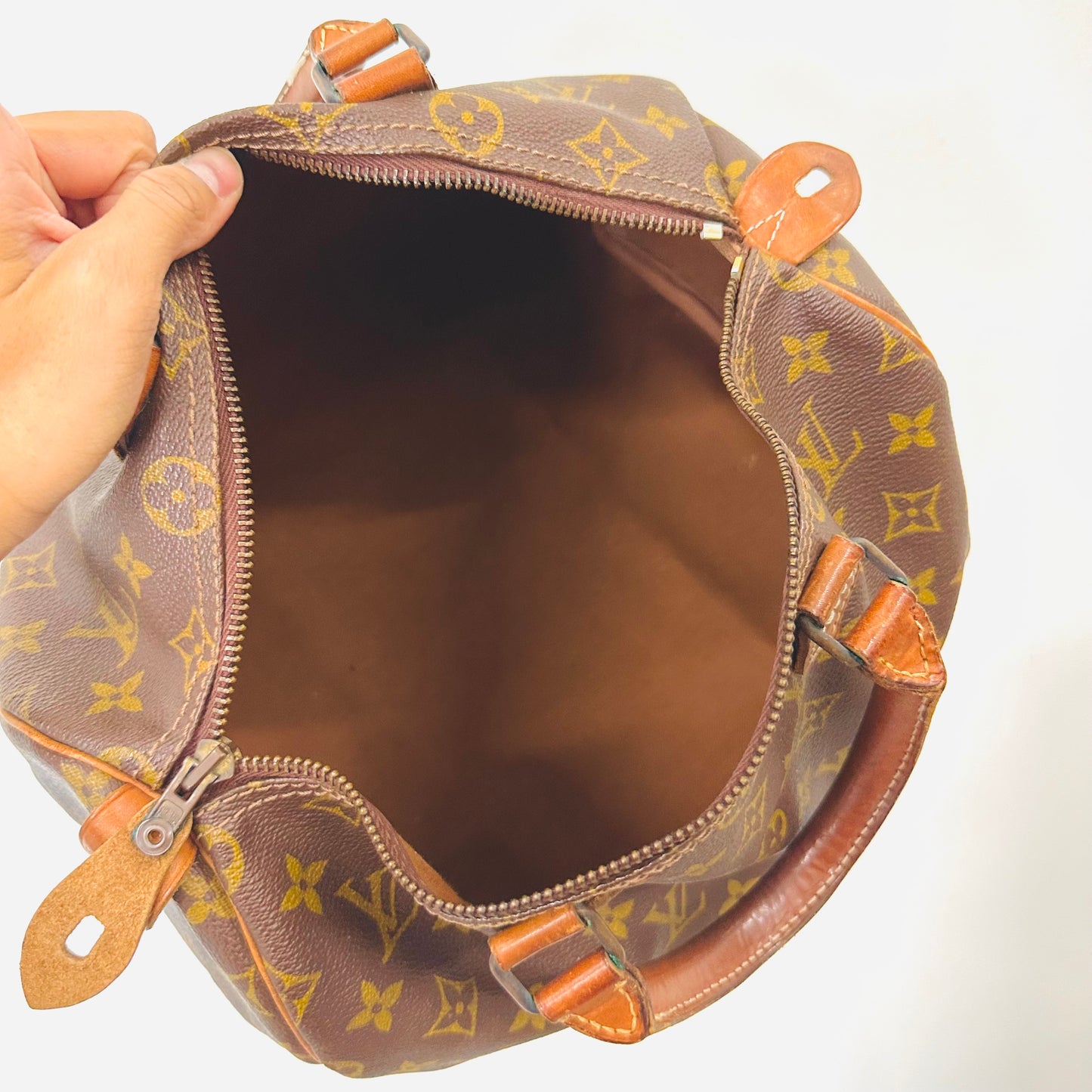 Louis Vuitton LV Boston Speedy 30 Monogram Logo GHW Top Handle Bag