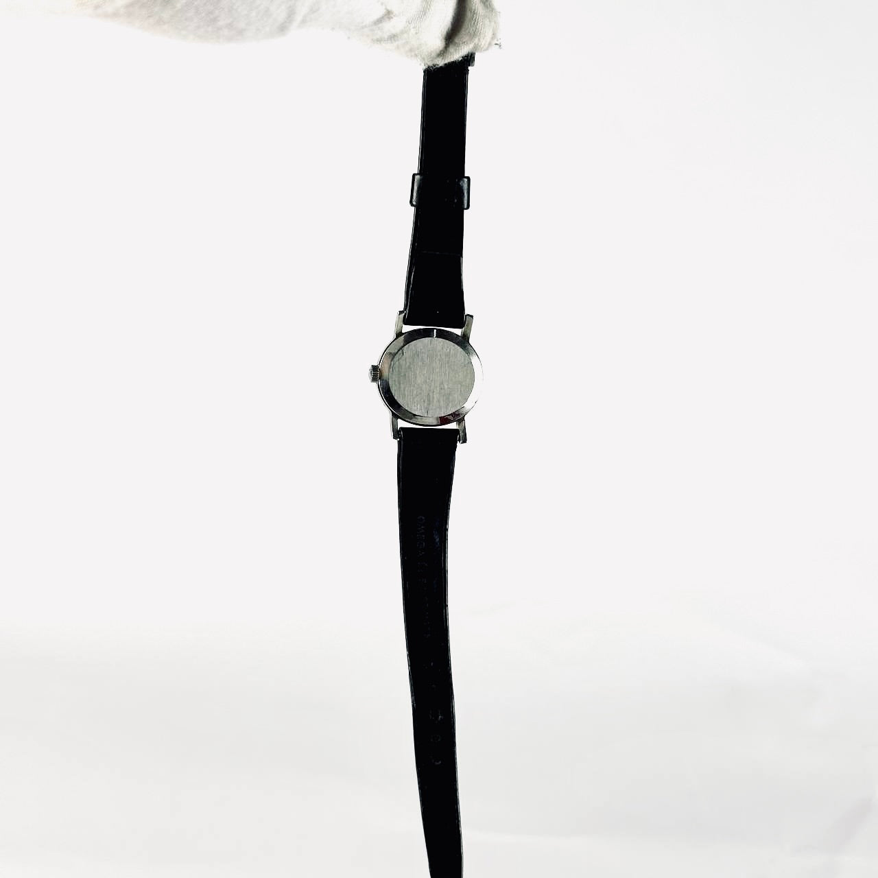 Omega Geneve Silver Stainless Steel Round Dial 24MM Quartz Vintage Watch