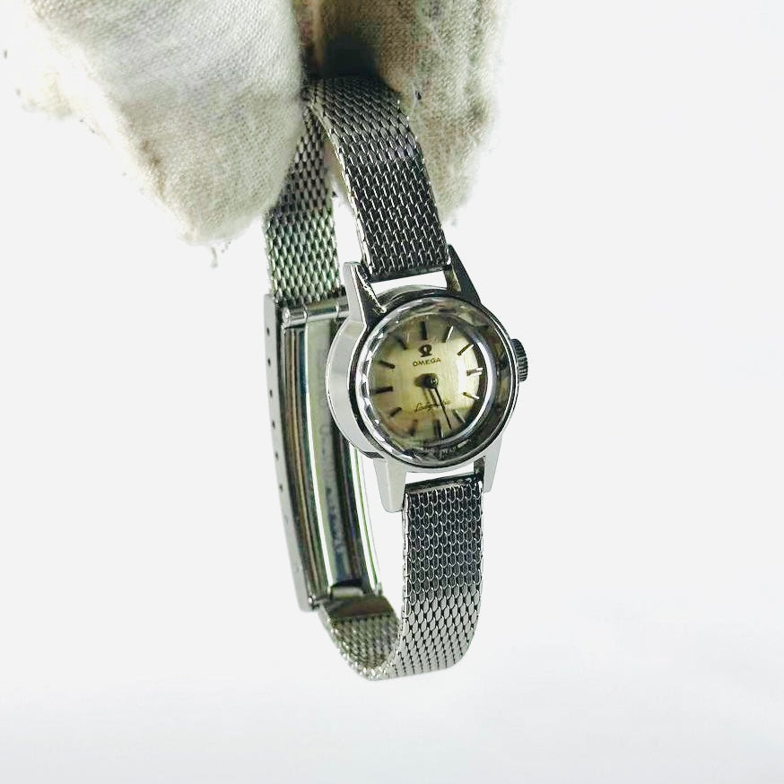 Omega Ladymatic White Round Dial Stainless Steel Automatic 17MM Vintage Watch