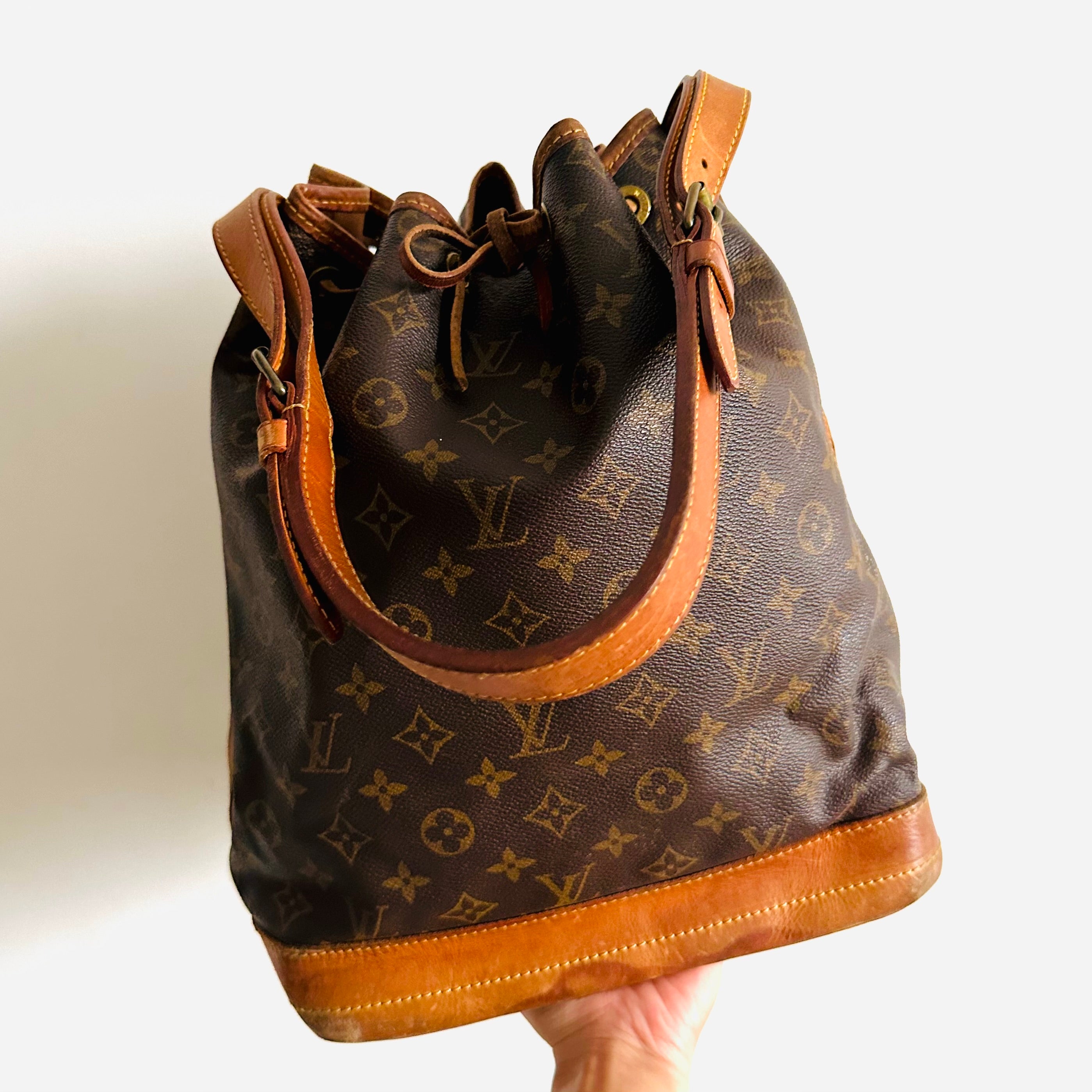 Louis vuitton noé online bucket bag