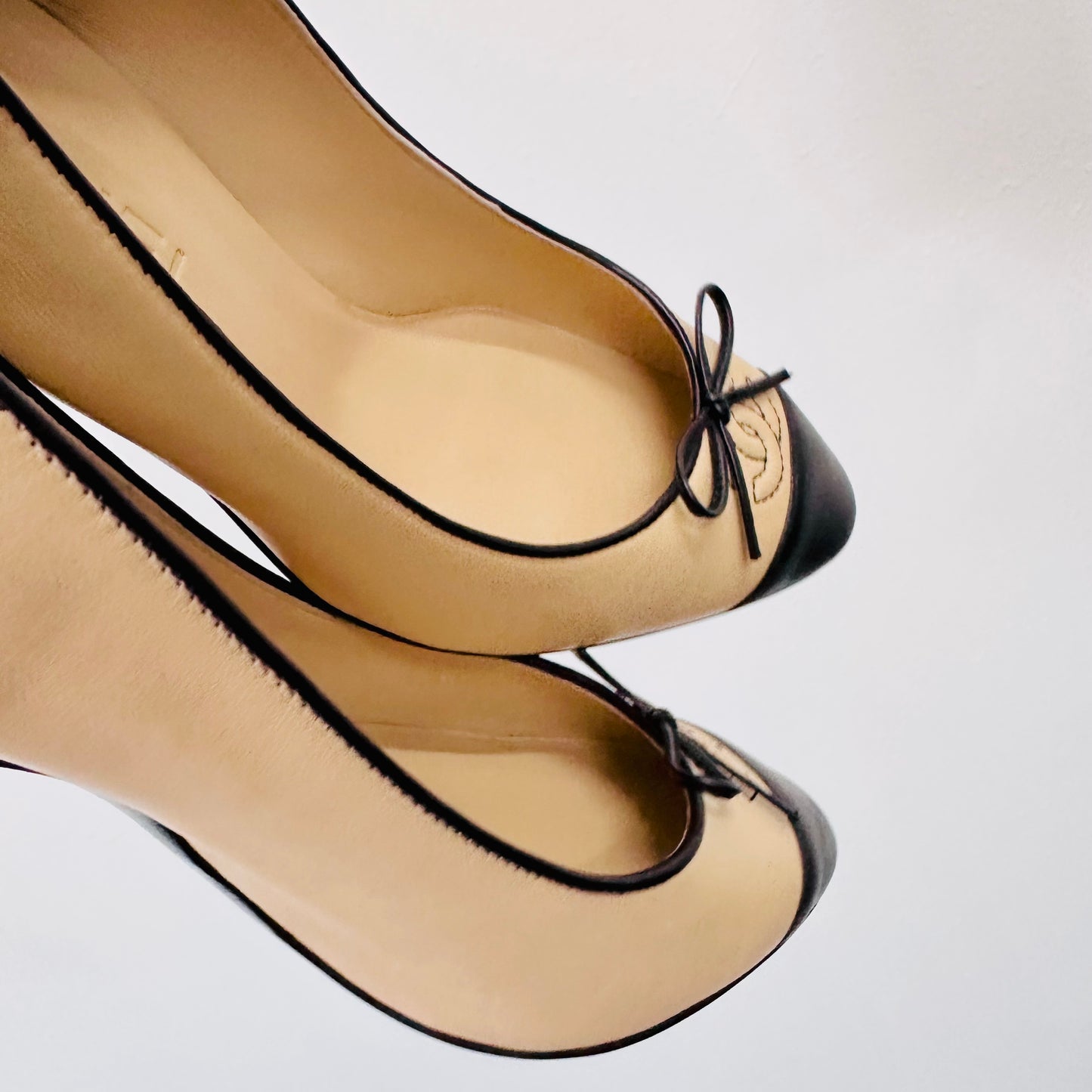 Chanel Beige Tan / Black Bicolor Two Tone Giant CC Logo Bow Ballet Ballerina Lambskin Classic Pumps Heels Shoes