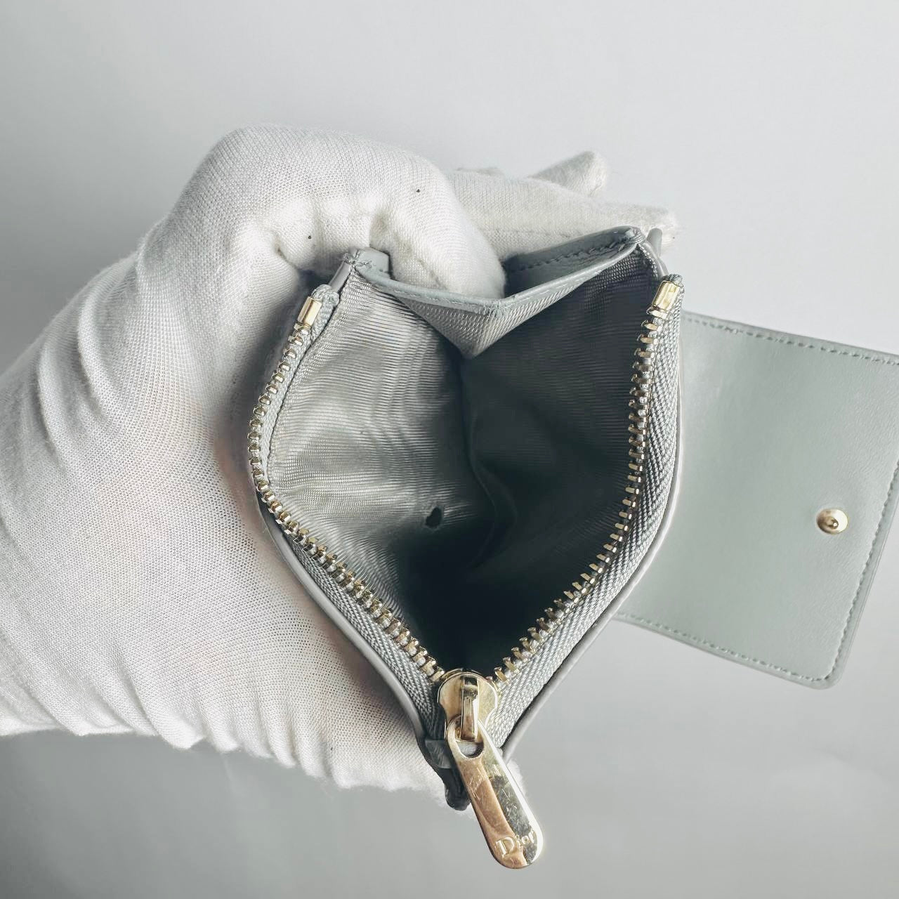 Christian Dior CD 30 Montaigne Medium Lotus Stone Grey / Gray GHW Grained Calfskin Monogram Logo Flap Compact Trifold Wallet