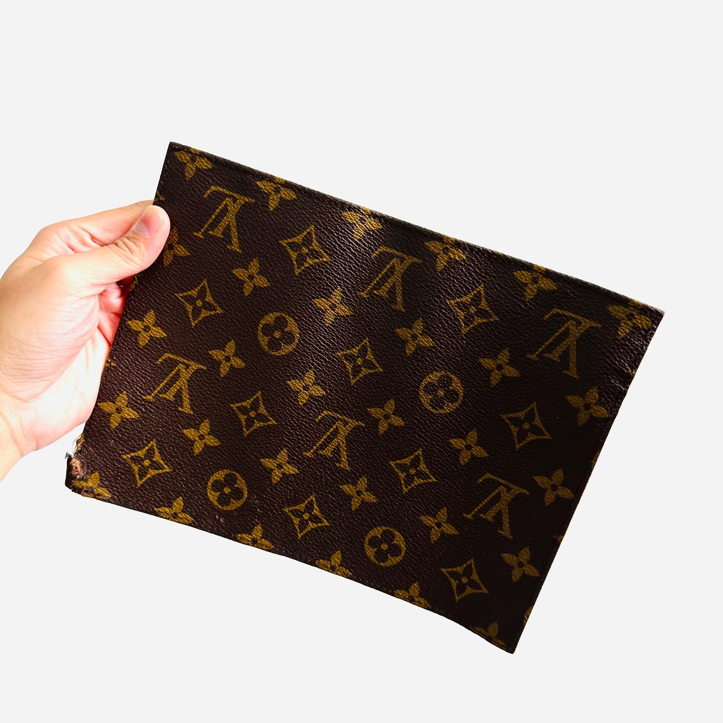 Louis Vuitton LV Randonnee Monogram Logo GHW Snap Toiletry Flat Pouch Clutch Case