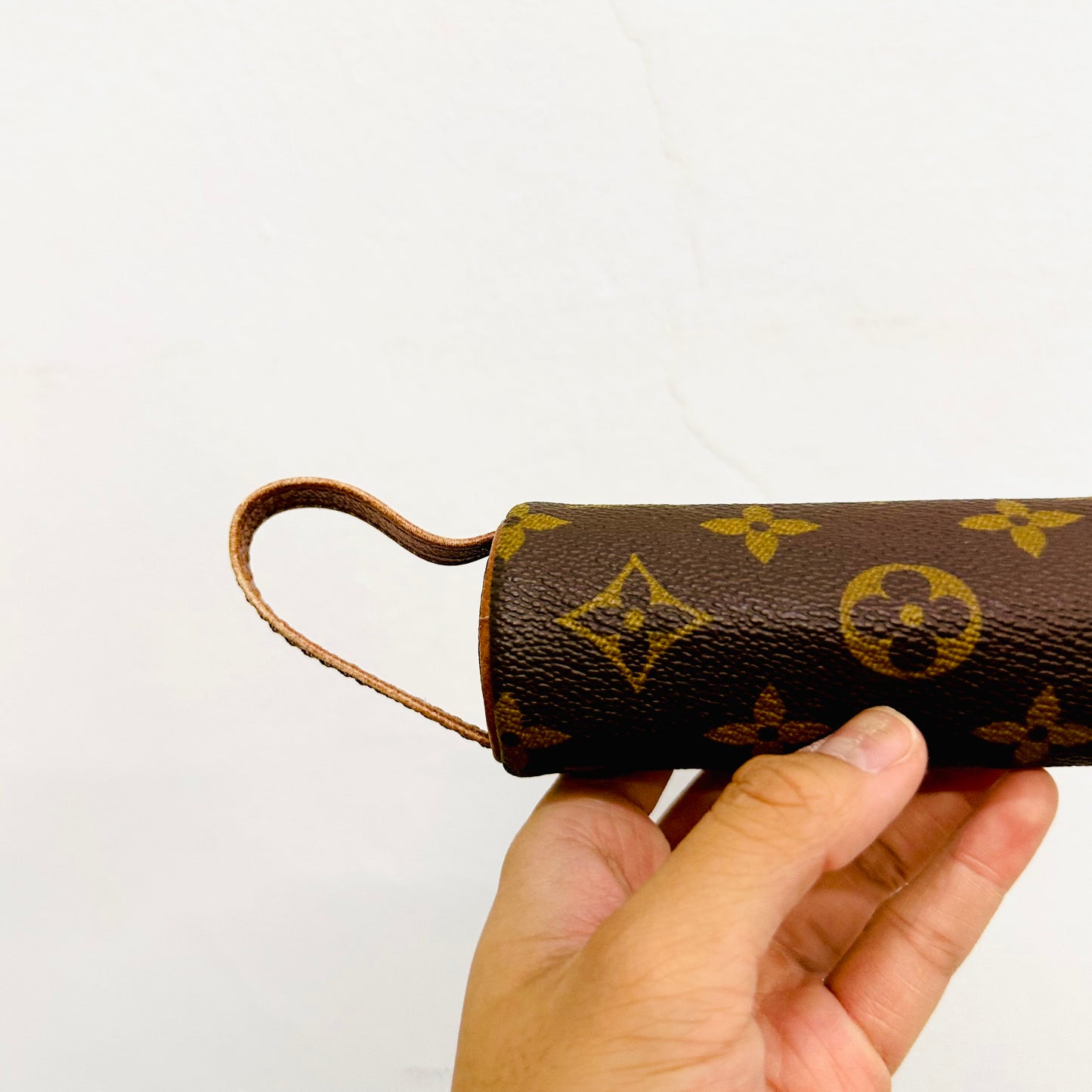 Louis Vuitton LV Monogram Logo GHW Mini Papillon Roller Pochette Wrislet Pouch Clutch