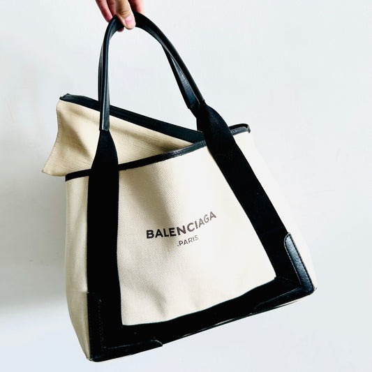 Balenciaga Cabas Logo Black / White Small S Structured Shoulder Tote Bag With Pouch
