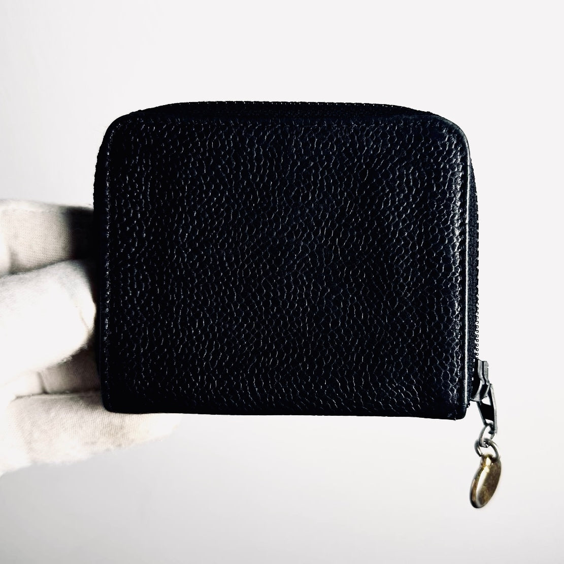 Chanel Black GHW CC Giant Monogram Logo Caviar Vintage Compact Zippy Zip Around Coin Purse Pouch Wallet 4s