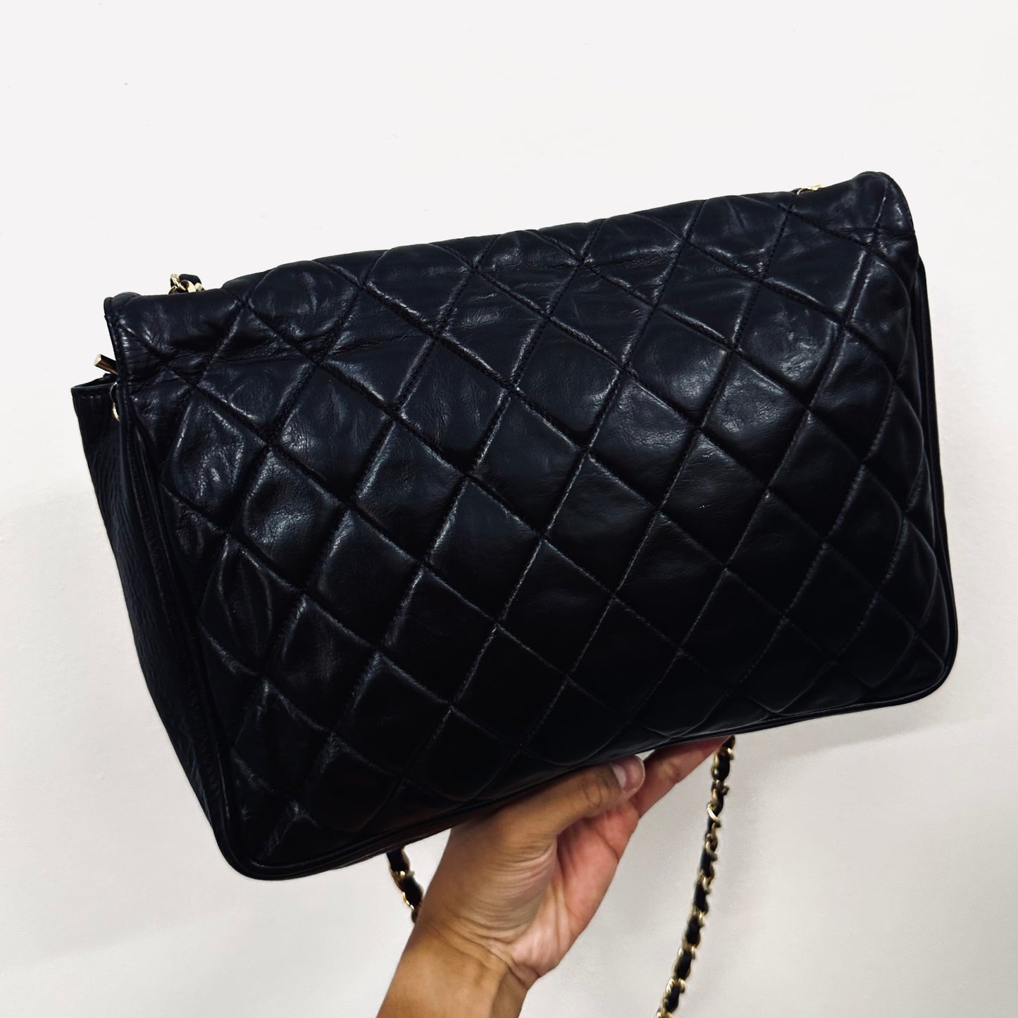 Chanel Black GHW Envelope CC Logo Medium Classic Flap Quilted Lambskin Turnlock Vintage Shoulder Sling Bag 0s