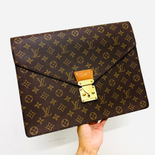 Louis Vuitton LV Porte Document Senator Monogram Logo GHW Flap Pouch Clutch Case