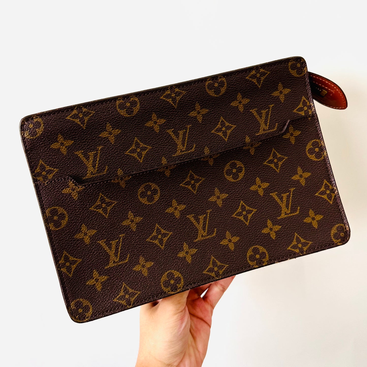 Louis Vuitton LV Monogram Logo GHW Toiletry 26 Pouch Clutch Case