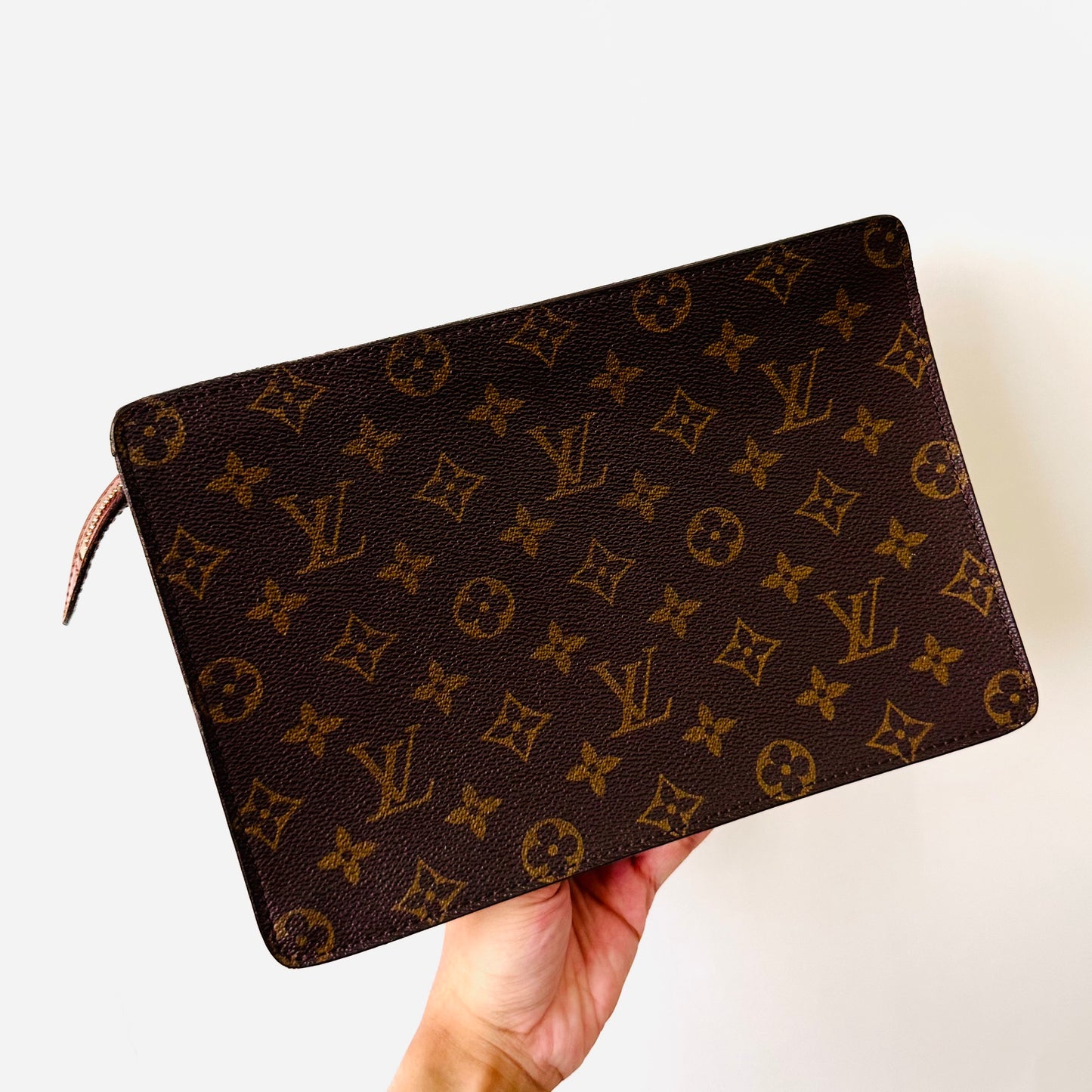 Louis Vuitton LV Monogram Logo GHW Toiletry 26 Pouch Clutch Case