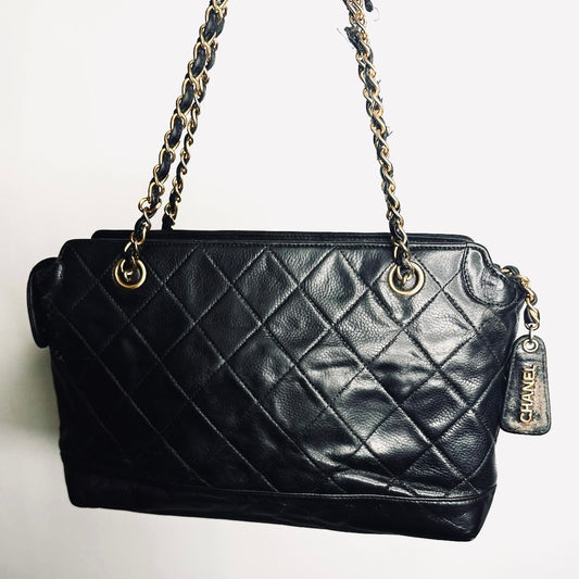Chanel Black GHW Giant CC Logo Charm Quilted Caviar Vintage Shoulder Sling Bag 3s