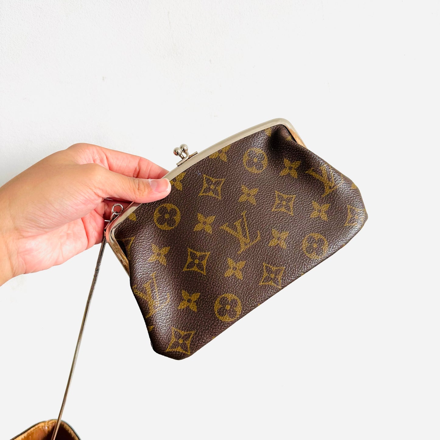 Louis Vuitton LV French Company Bucket Monogram Logo GHW Vintage Shoulder Tote Bag With Pouch Purse
