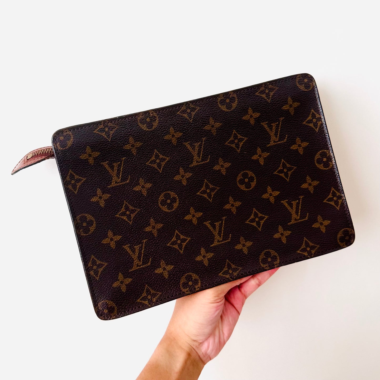 Louis Vuitton LV Monogram Logo GHW Toiletry 26 Clutch Pouch Case