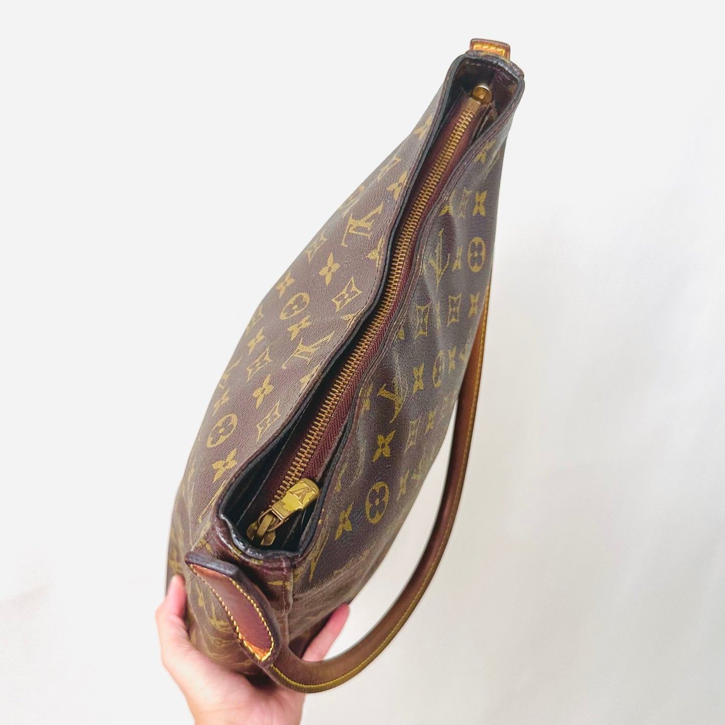 Louis Vuitton LV Monogram Logo GHW Looping Top Handle Hobo Baguette Shoulder Bag