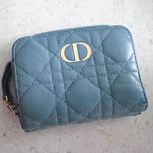 Christian Dior CD Caro Scarlet 30 Montaigne Cloud Blue GHW Quilted Cannage Supple Calfskin Monogram Logo Flap Compact Bifold Zippy Wallet