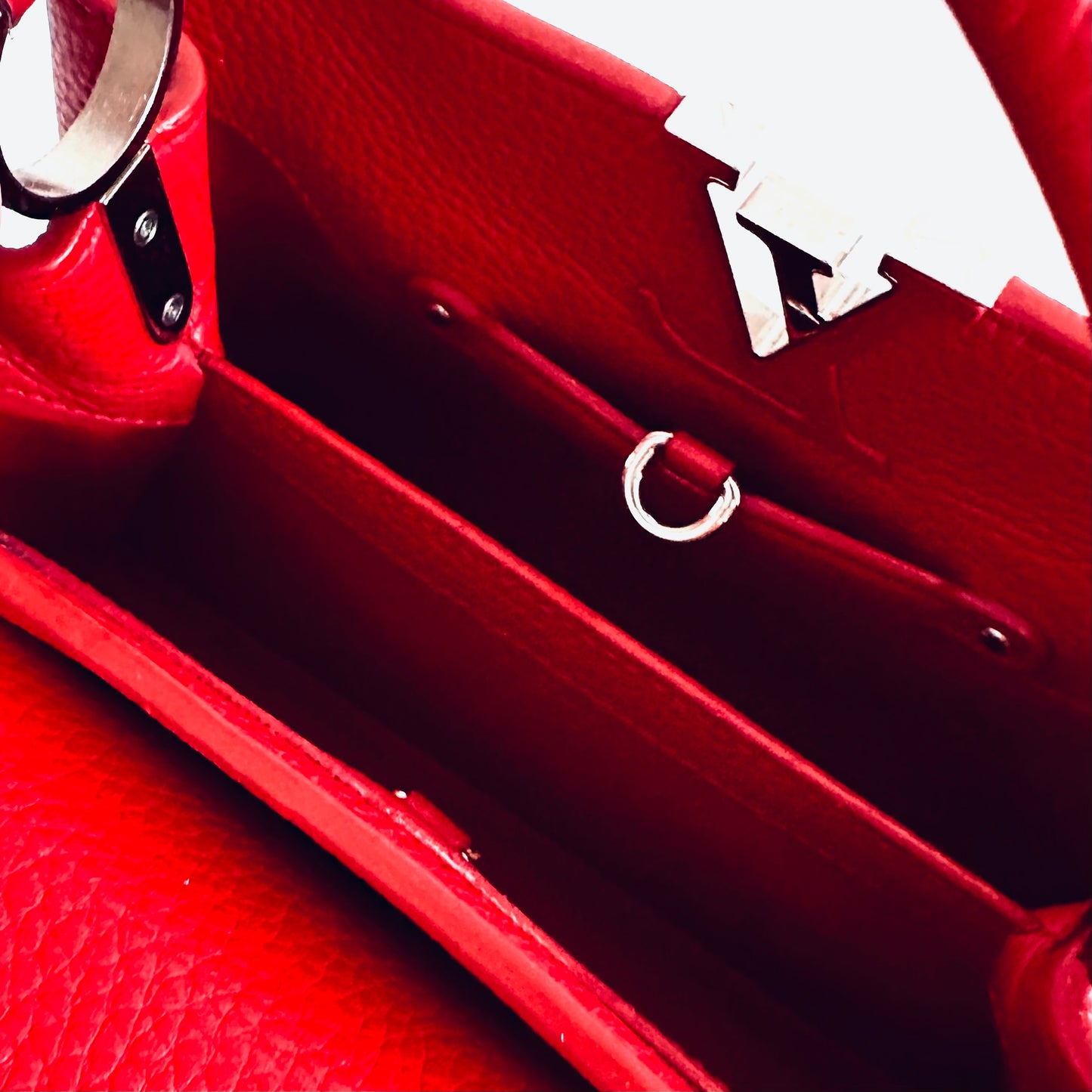 Louis Vuitton LV Capucines BB Scarlett Red Monogram Logo Taurillon Leather 2-Way Top Handle Flap Shoulder Sling Bag