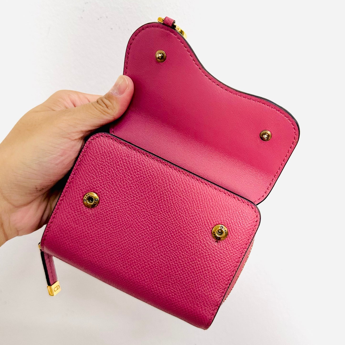 Christian Dior CD Saddle Lotus Rose Pink GHW Monogram Logo Grained Calfskin Trifold Flap Compact Wallet