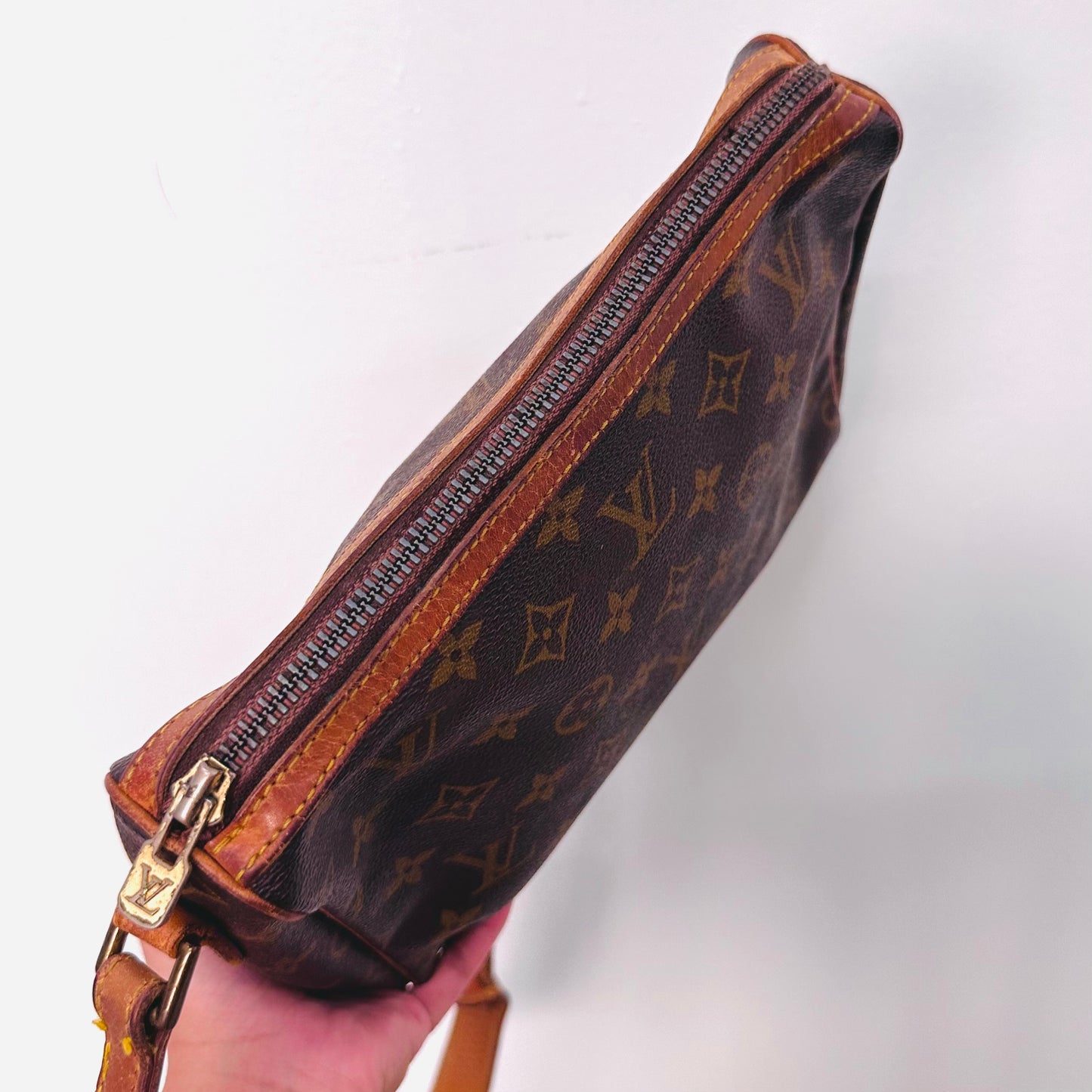 Louis Vuitton LV Tulle Lee Monogram Logo GHW Camera Shoulder Sling Bag