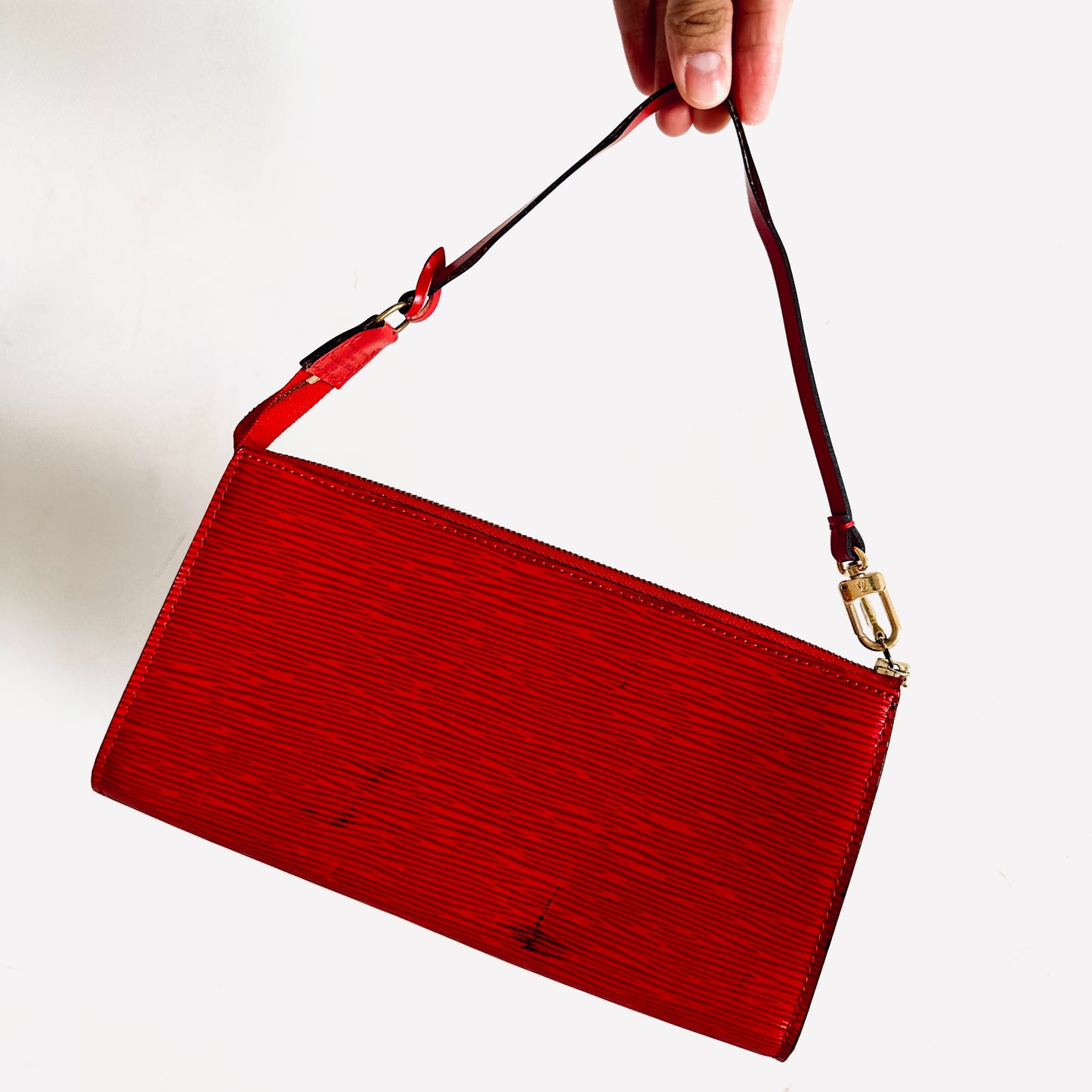 Louis Vuitton LV Red GHW Monogram Logo Epi Leather Pochette Accessories Accessoires Shoulder Sling Bag