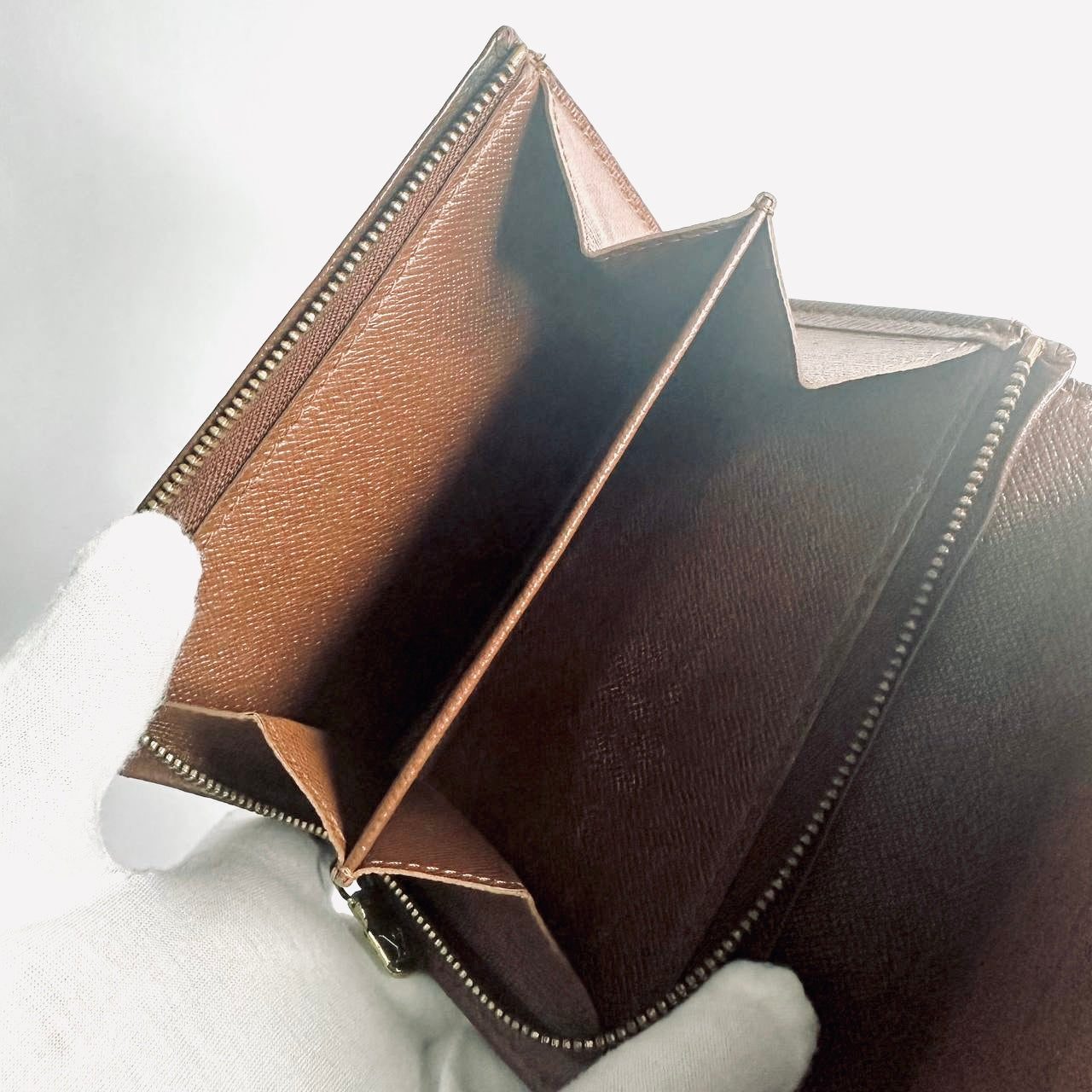 Louis Vuitton LV Monogram Logo GHW Flap Porte Monnaie Compact Bifold Wallet