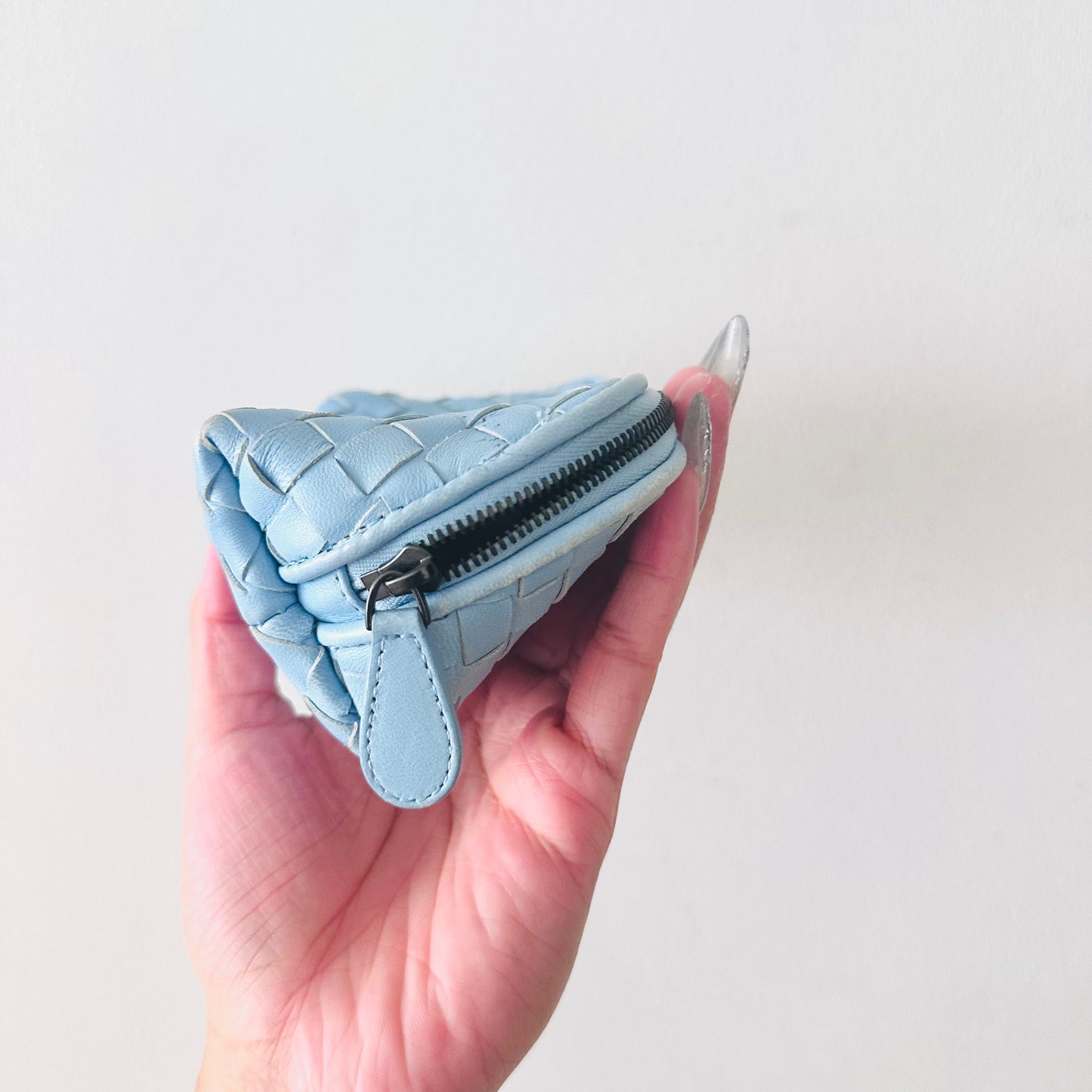 Bottega Veneta BV Sky Blue Intrecciato Nappa Woven Leather Zip Cosmetic Toiletry Pouch Clutch Case