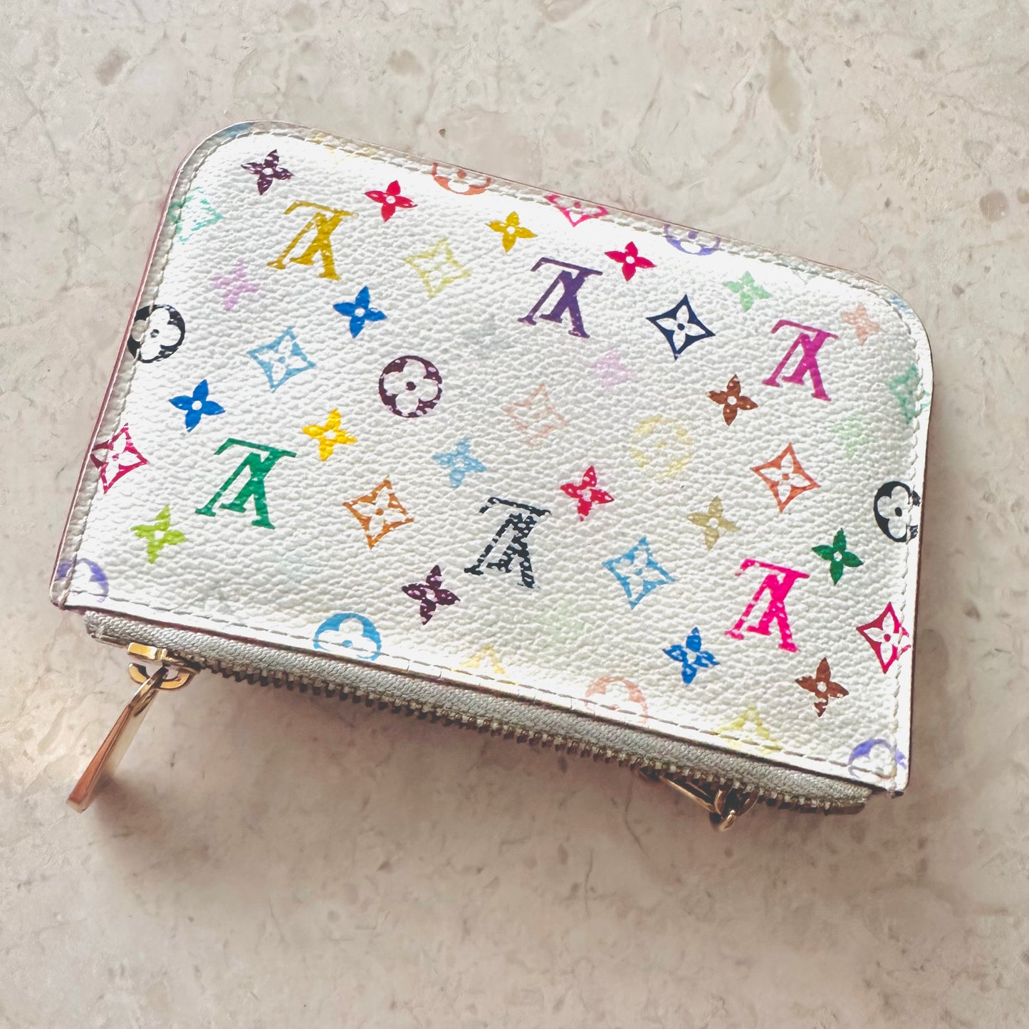 Louis Vuitton LV Murakami White Multicolour Rainbow Monogram Logo GHW Compact Zip Pochette Purse Pouch Key Cles