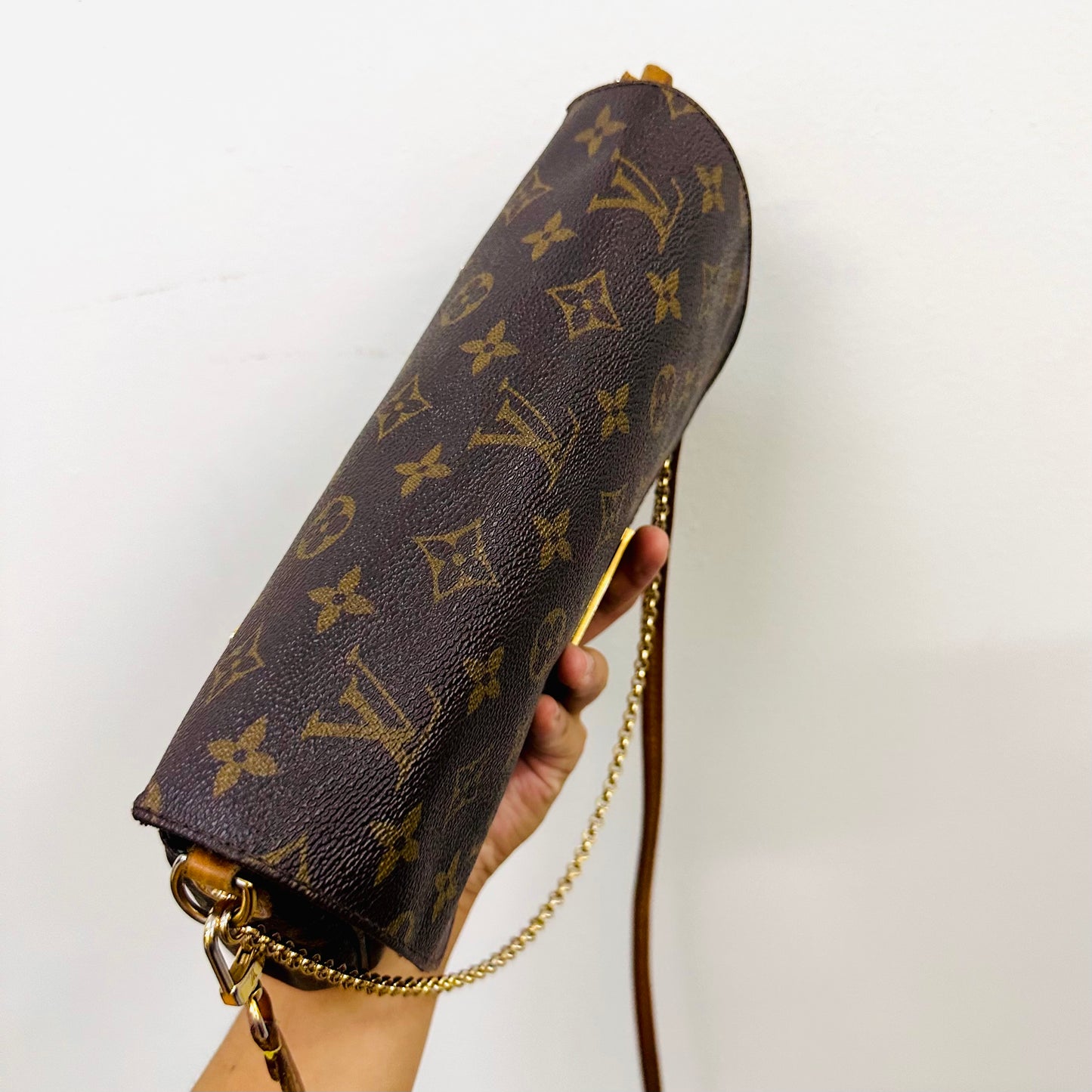 Louis Vuitton LV Favourite Monogram Logo GHW 2-Way Flap Shoulder Sling Pochette Accessories Accessoires Chain Bag