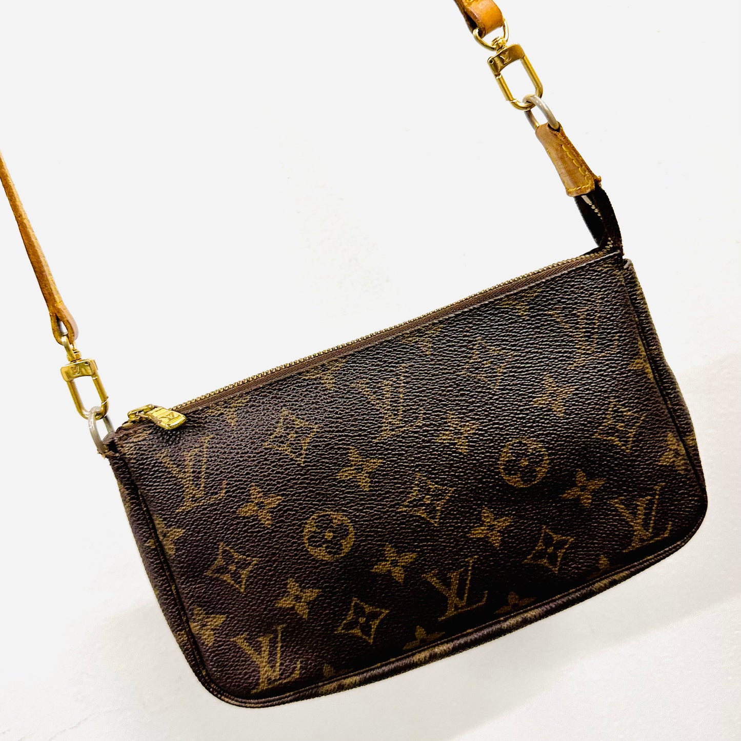 Louis Vuitton LV Monogram Logo GHW Shoulder Hobo Pochette Accessoires Accessories Bag