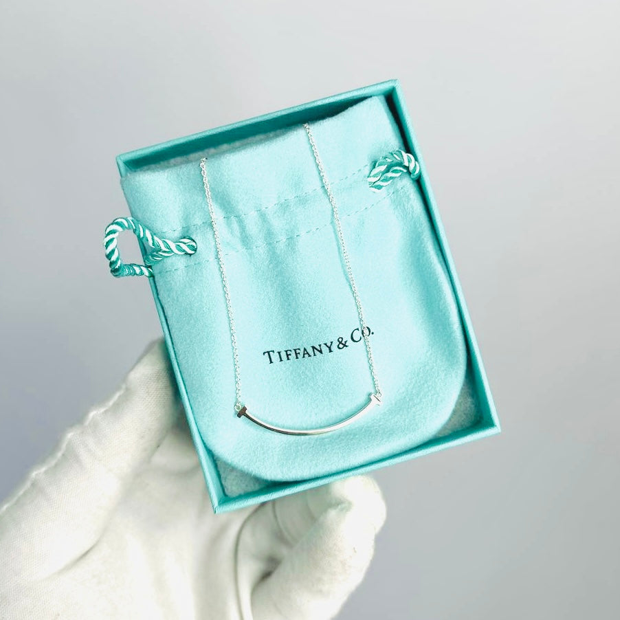 Tiffany & Co T&C T Wire Smile Pendant 925 Sterling Silver Small SM Chain Necklace