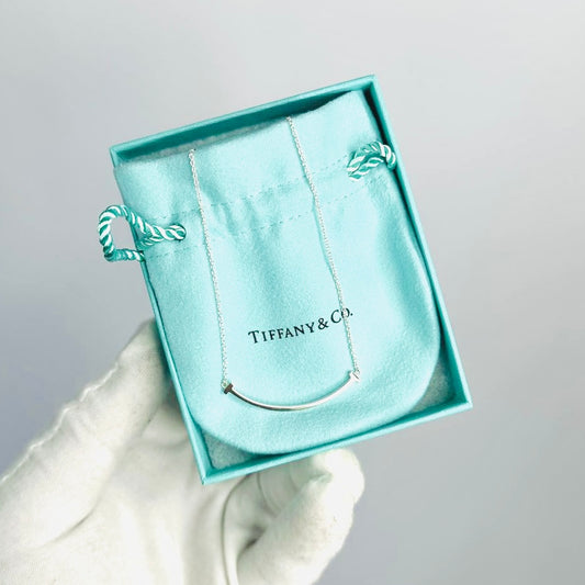 Tiffany & Co T&C T Wire Smile Pendant 925 Sterling Silver Small SM Chain Necklace