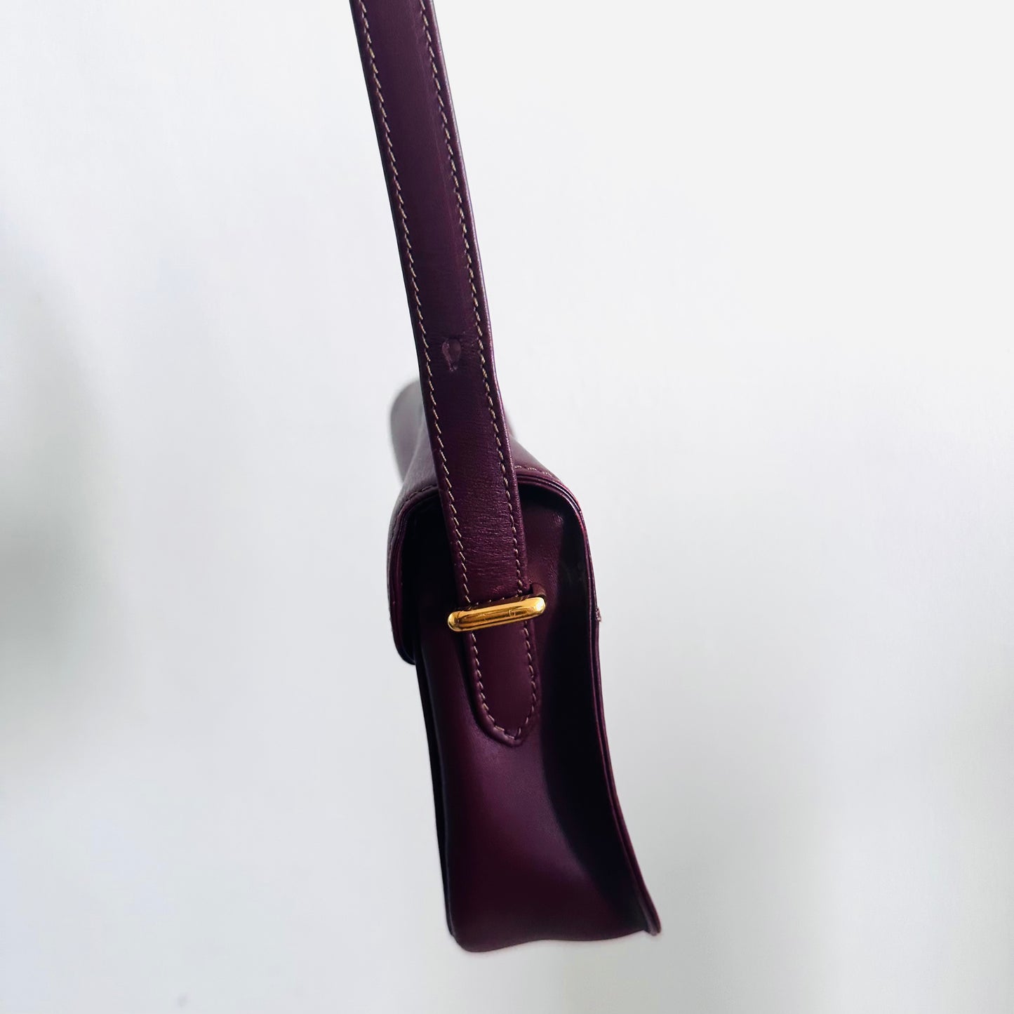 Cartier Must / Mast de Cartier Burgundy Red Maroon GHW Smooth Leather Flap Shoulder Sling Bag