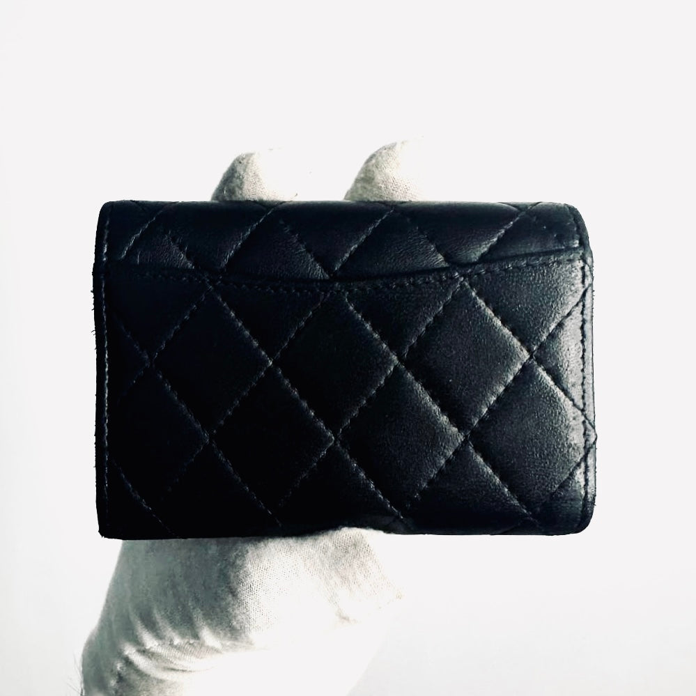 Chanel Black GHW CC Logo Quilted Lambskin Compact Flap Keyholder Key Cles Case Holder Pouch Wallet 24s
