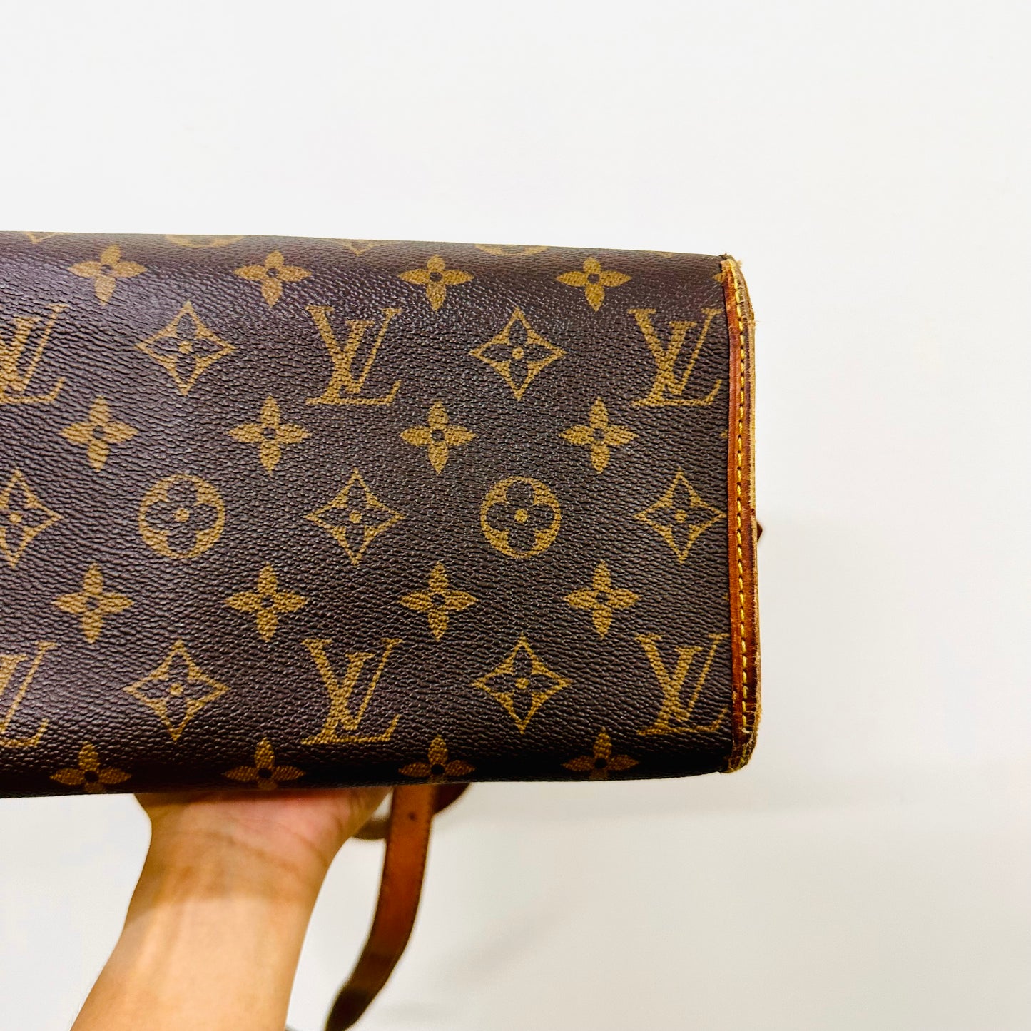 Louis Vuitton LV Popincourt Haut Monogram Logo GHW Shoulder Shopper Zip Tote Bag