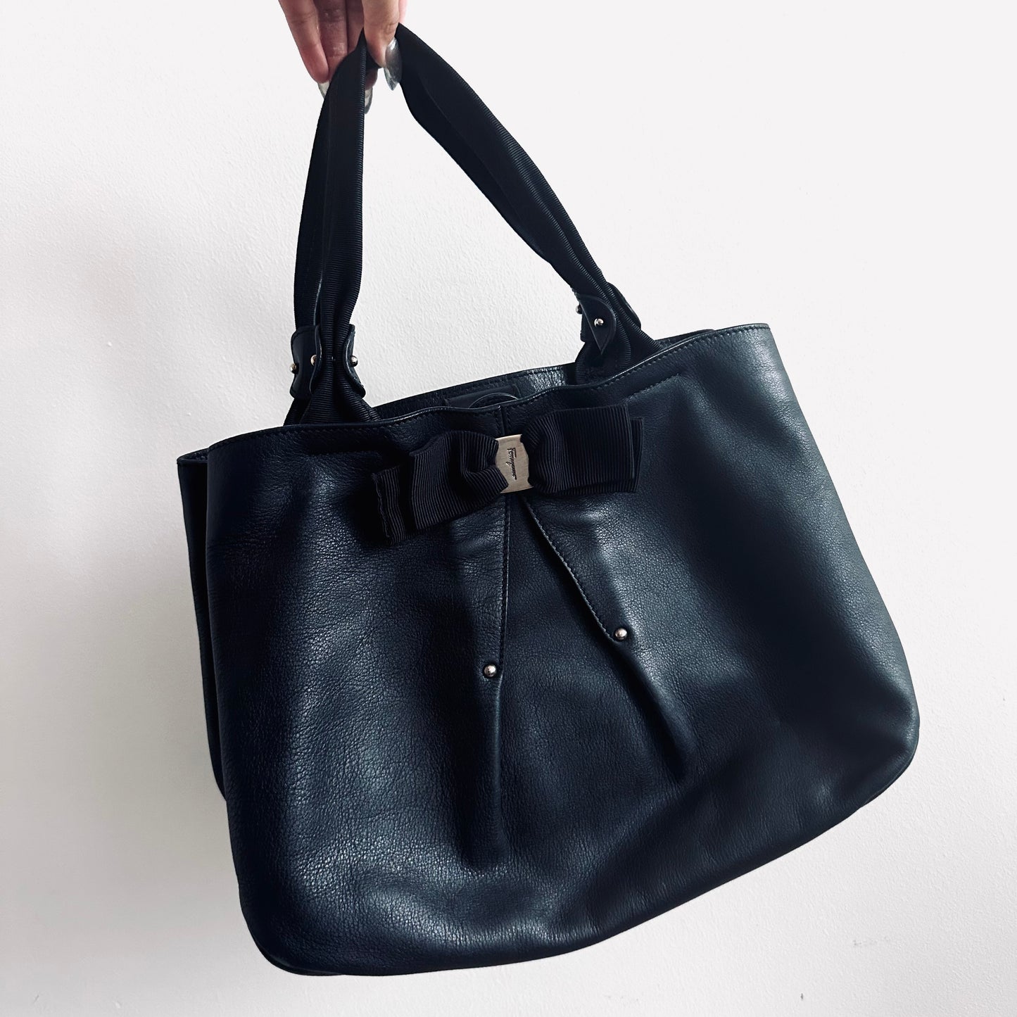 Salvatore Ferragamo Vara Black Leather Monogram Logo Bow Tote Bag