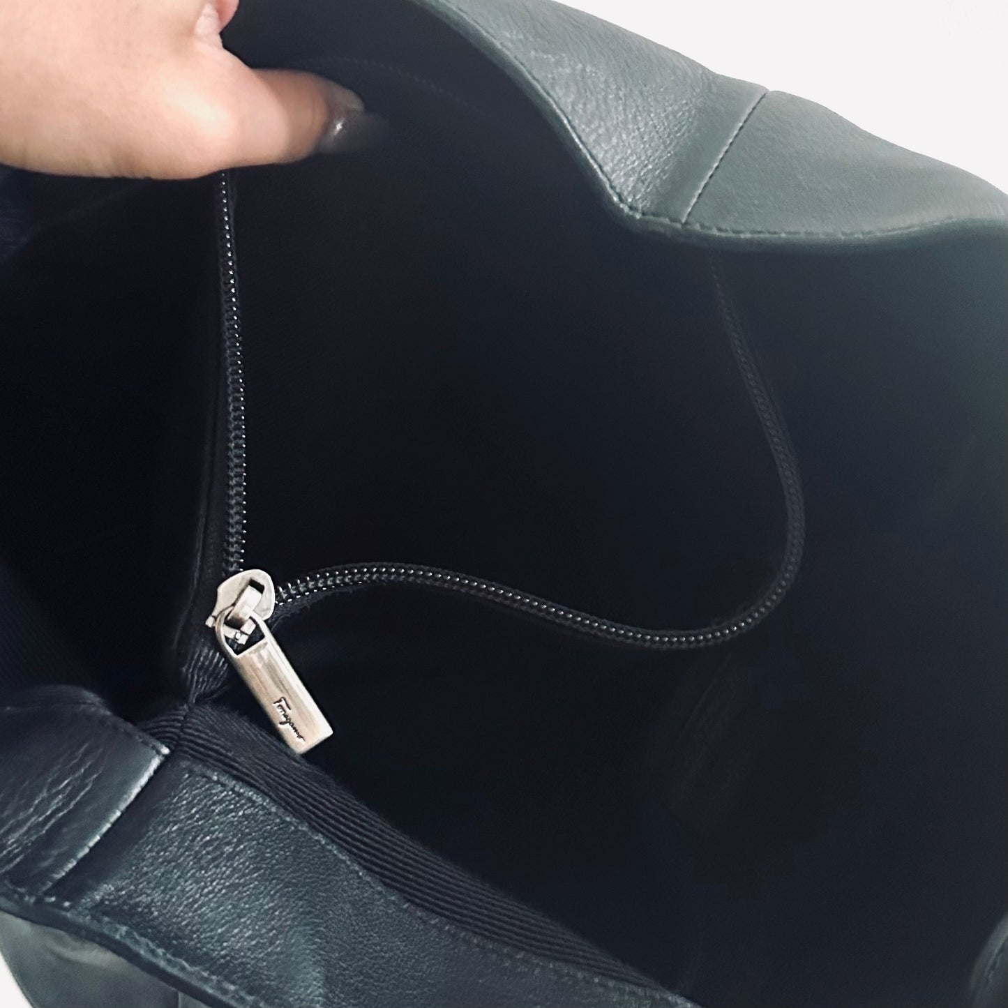 Salvatore Ferragamo Vara Black Leather Monogram Logo Bow Tote Bag