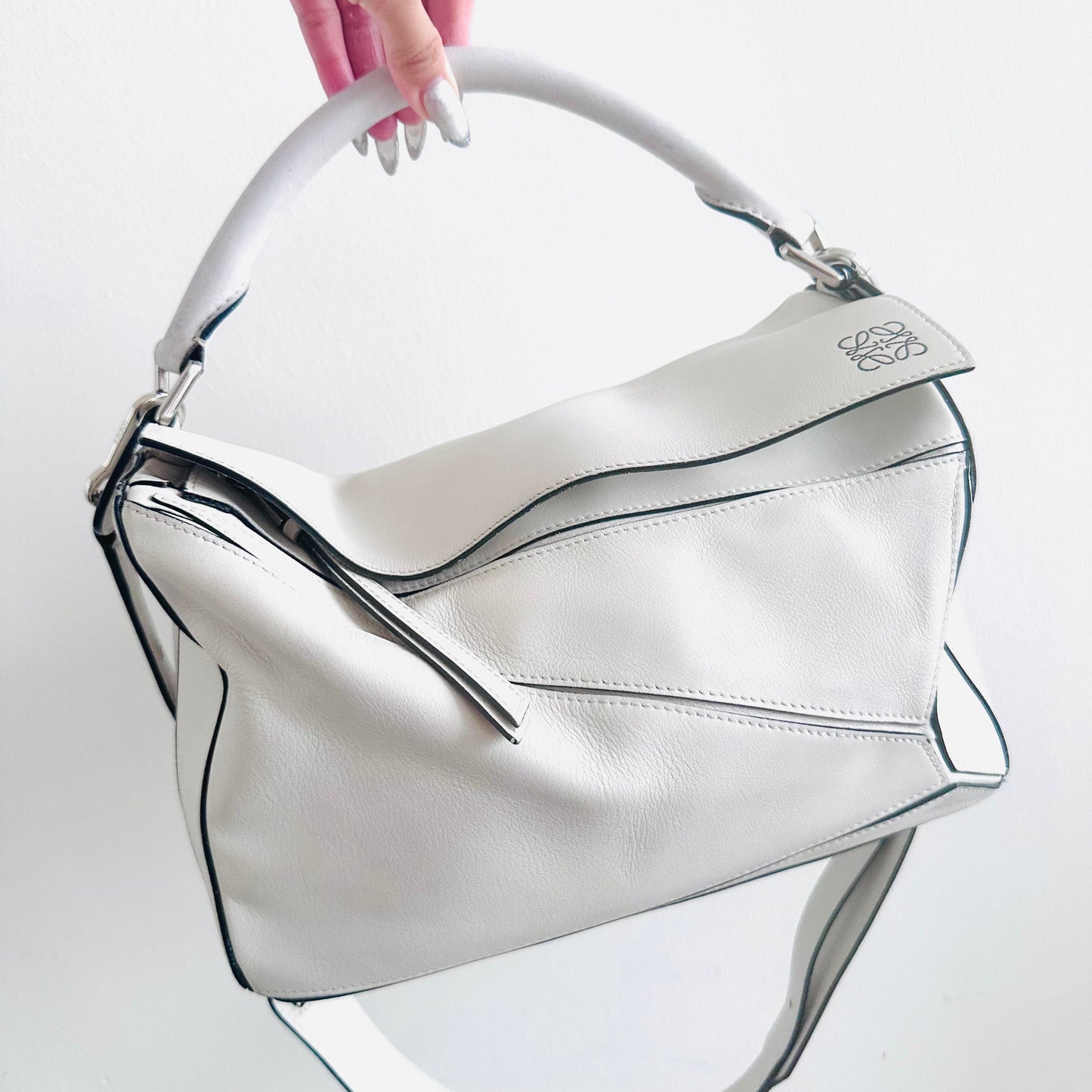 Loewe White Medium Puzzle Calfskin Leather Anagram Logo Monogram 2-Way Top Handle Shoulder Sling Bag