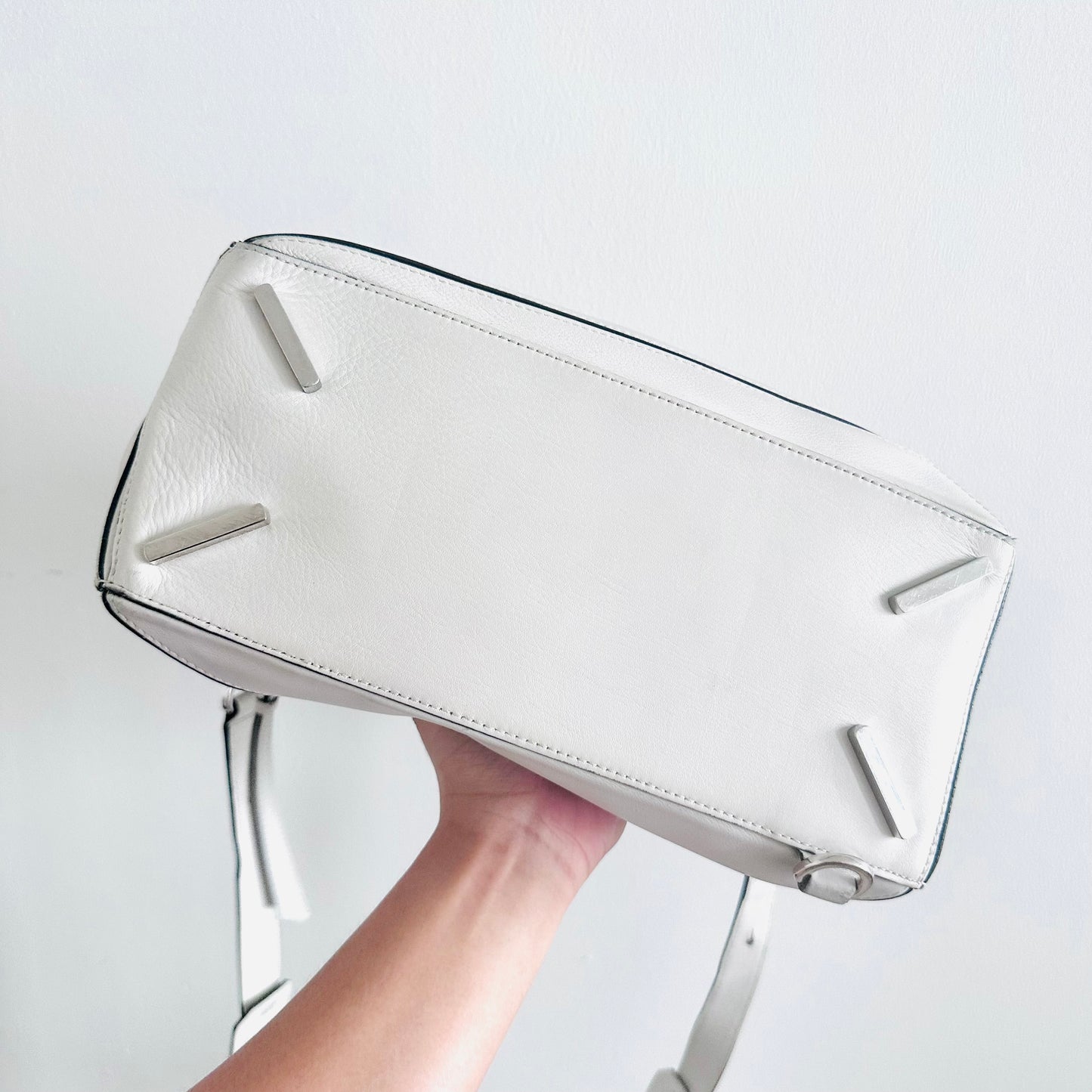 Loewe White Medium Puzzle Calfskin Leather Anagram Logo Monogram 2-Way Top Handle Shoulder Sling Bag