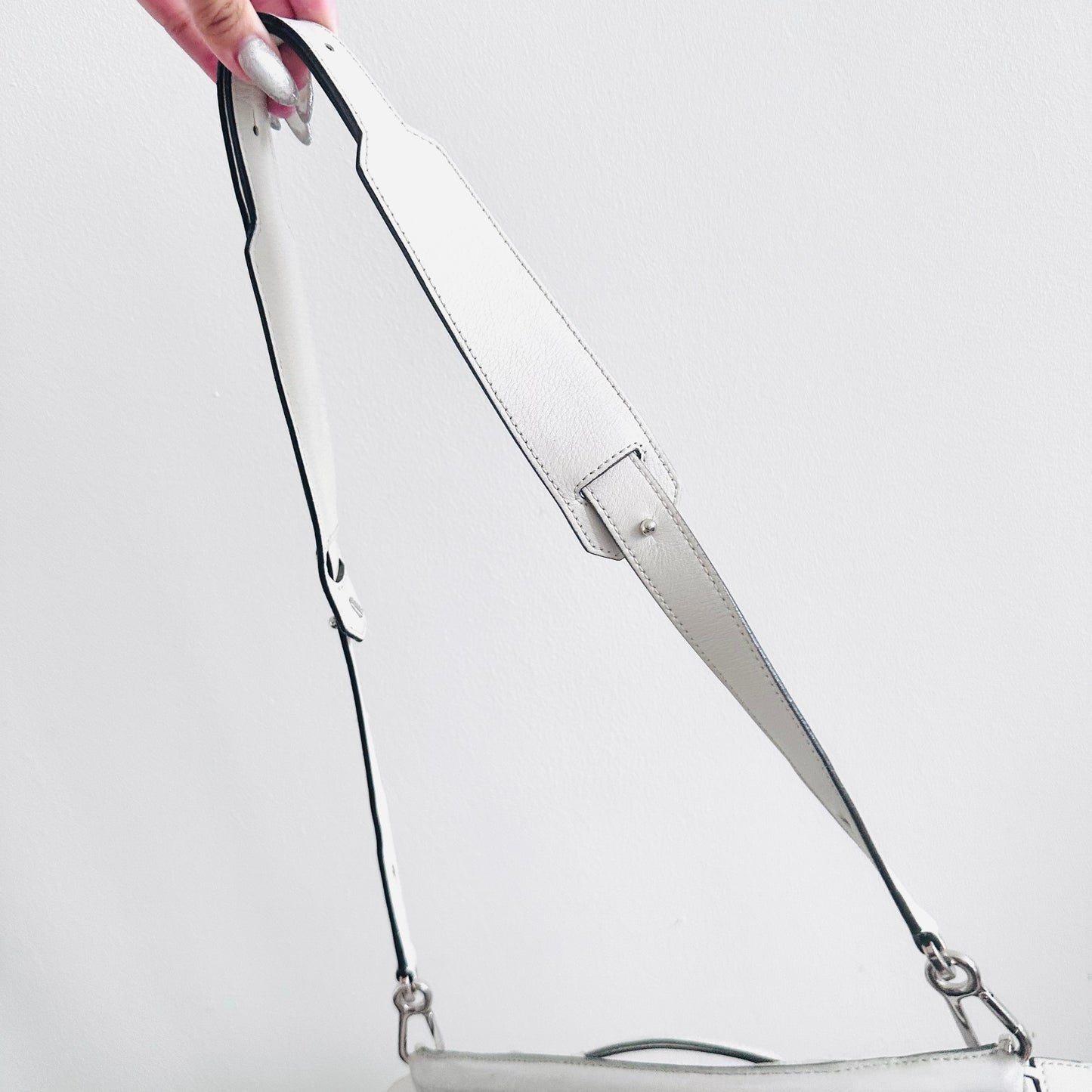 Loewe White Medium Puzzle Calfskin Leather Anagram Logo Monogram 2-Way Top Handle Shoulder Sling Bag