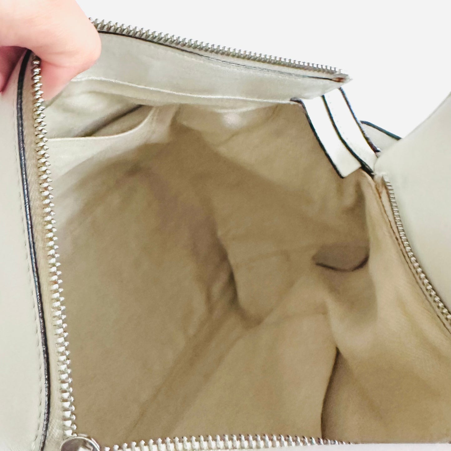 Loewe White Medium Puzzle Calfskin Leather Anagram Logo Monogram 2-Way Top Handle Shoulder Sling Bag