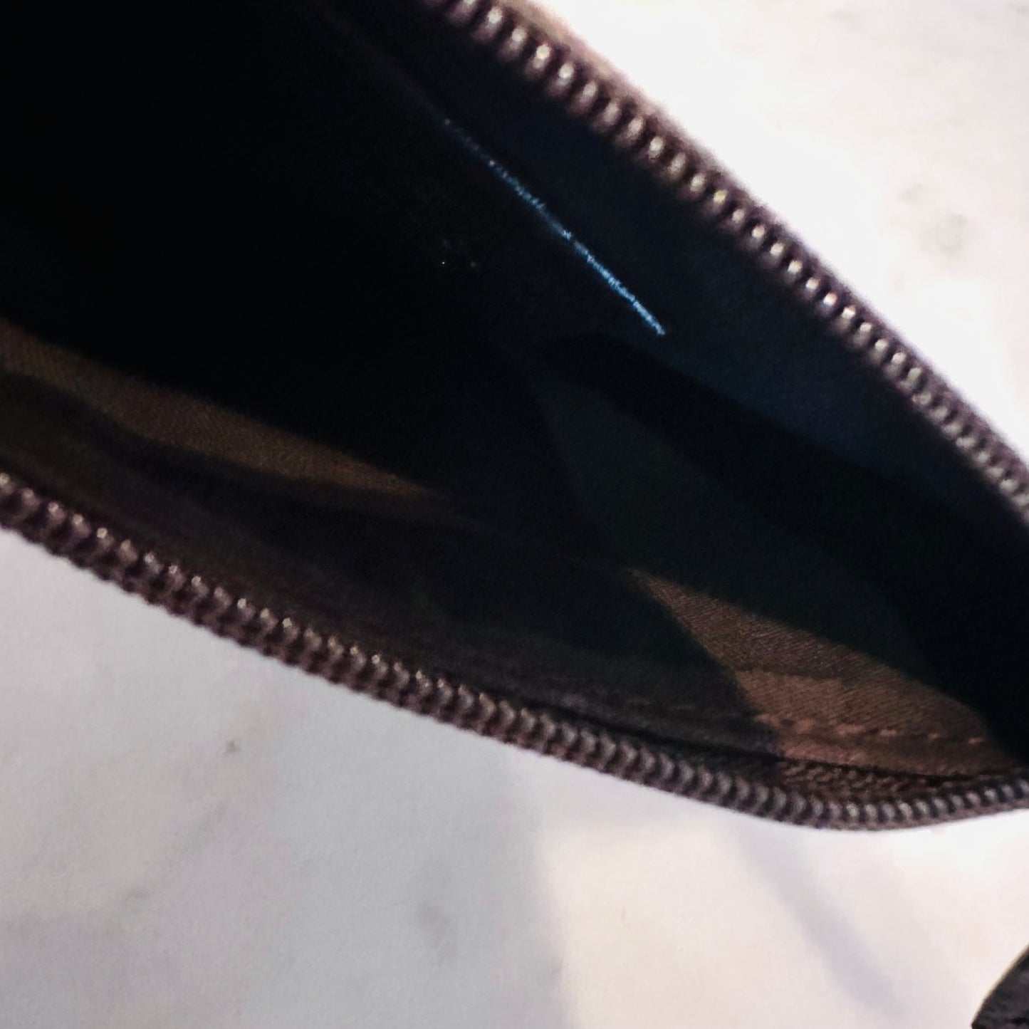 Gucci Beige GG Monogram Logo Zip Small Pouch