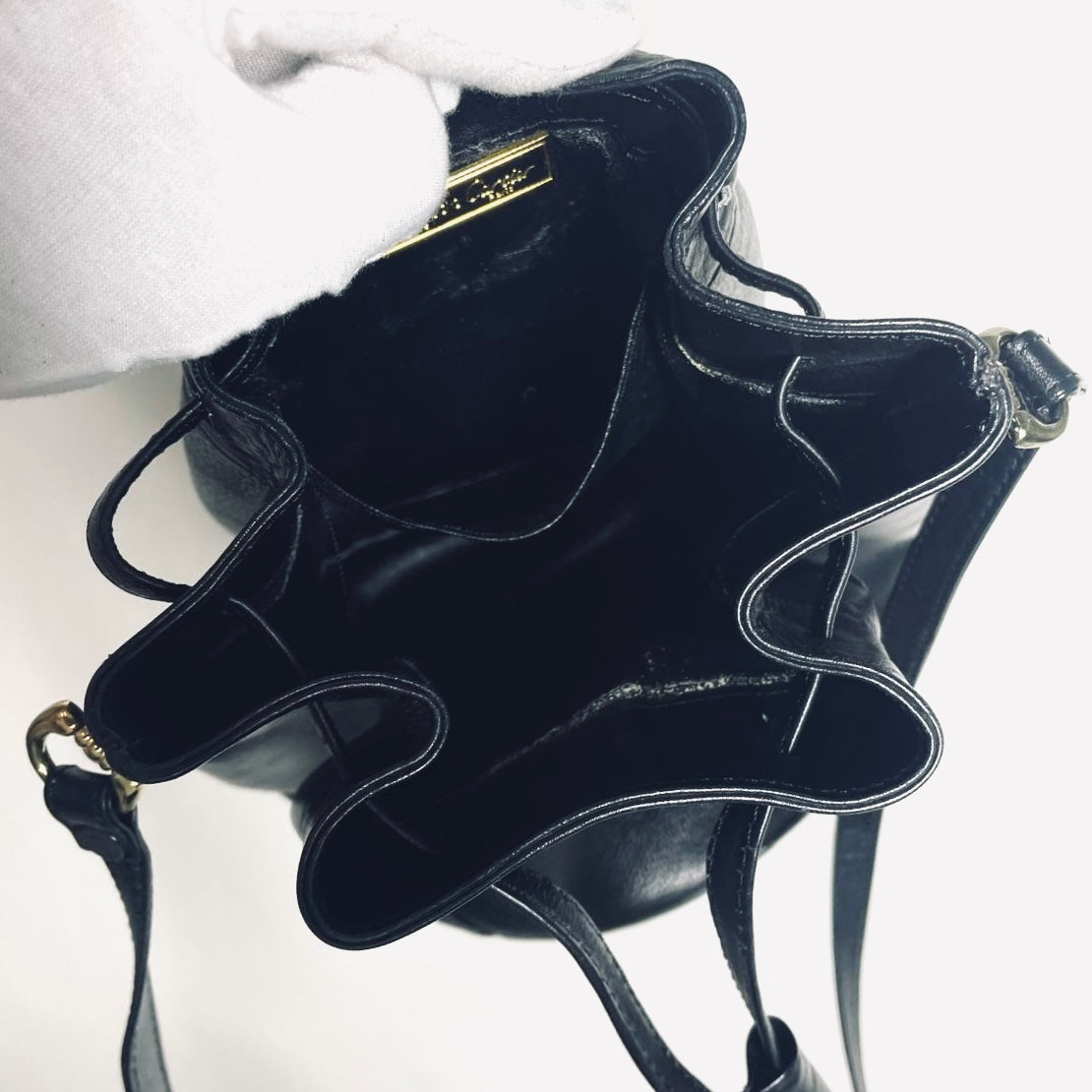 Cartier Must / Mast de Cartier Black GHW Grained Leather Bucket Shoulder Drawstring Bag