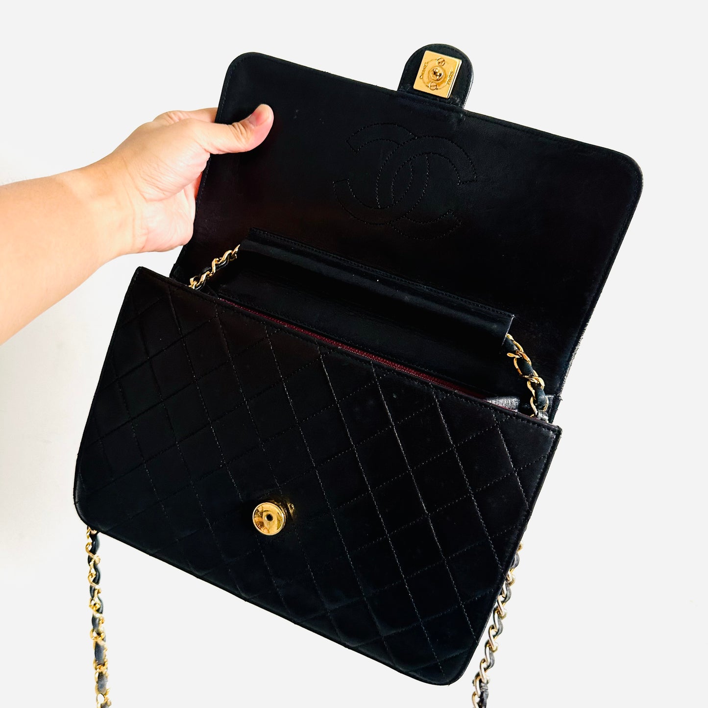 Chanel Black GHW Medium Square Classic Single Flap Quilted Lambskin CC Logo Vintage Shoulder Sling Bag Pre Series