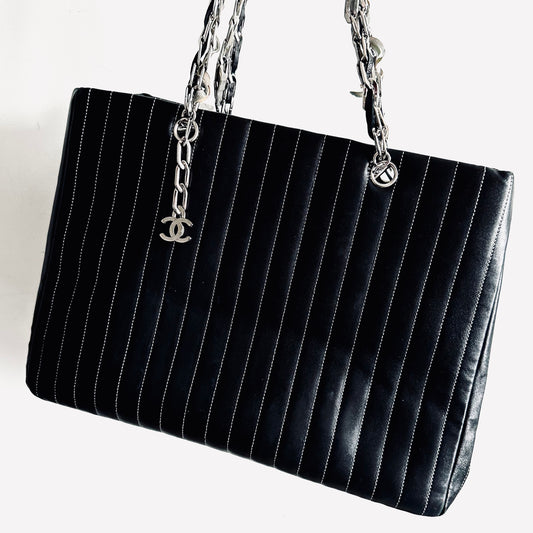 Chanel Black CC Monogram Logo Mademoiselle Ligne Vertical Quilted Lambskin Vintage Shopper Shoulder Chain Tote Bag 10s