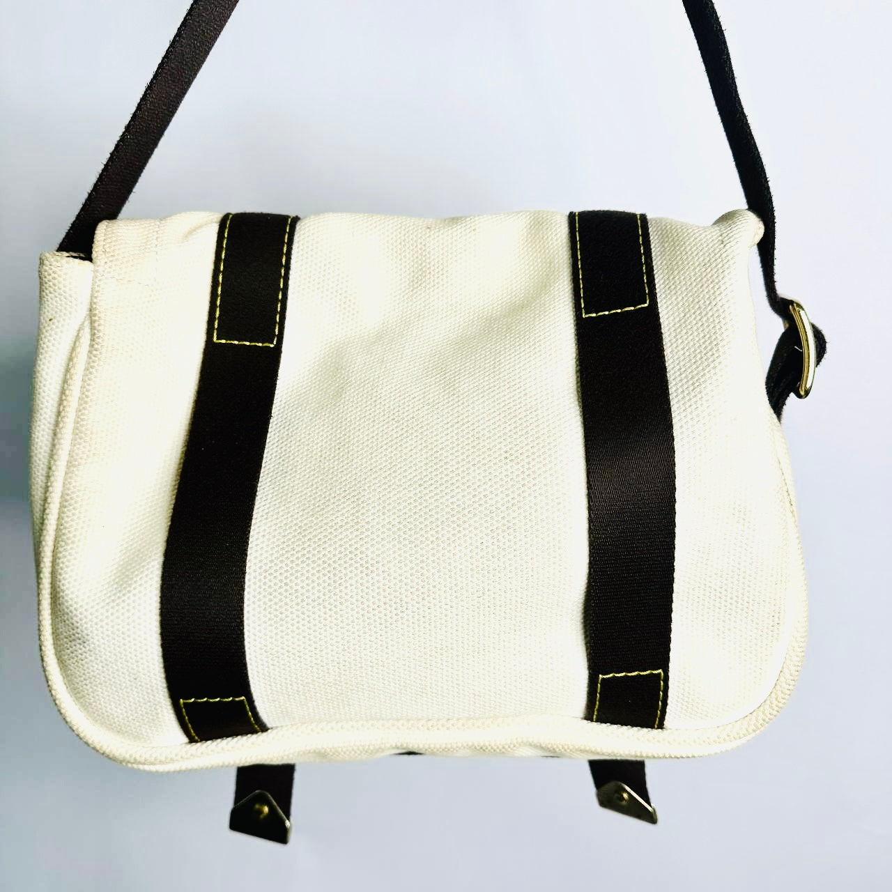 Louis Vuitton LV White GHW Besace Antigua Monogram Logo Messenger Shoulder Sling Flap Bag