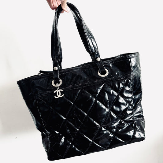 Chanel Black Paris Biarritz CC Logo Monogram Logo Patent Leather Shoulder Shopper Tote Bag 12s