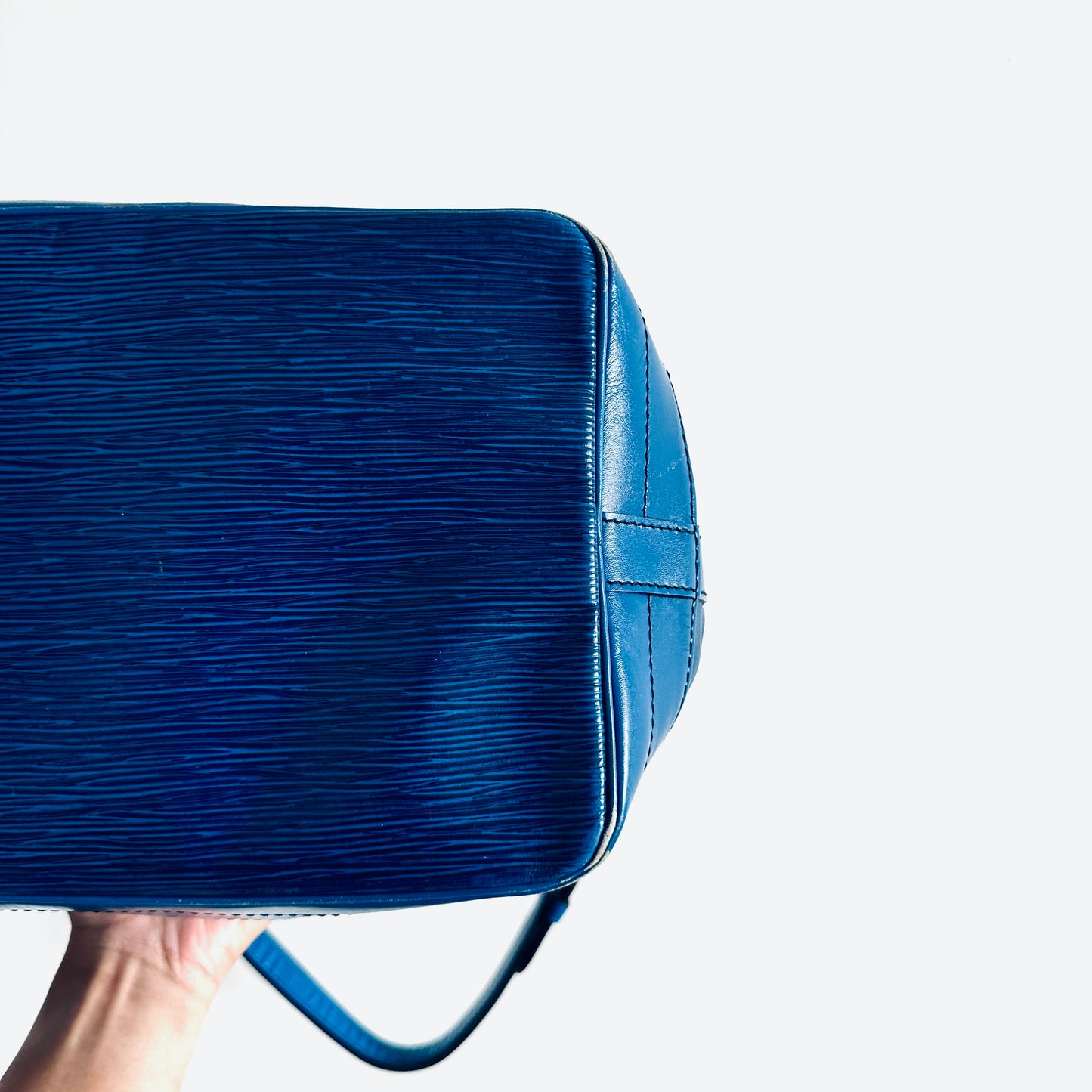 Louis Vuitton LV Blue Petit Noe Monogram Logo GHW Bucket Shoulder Sling Bag